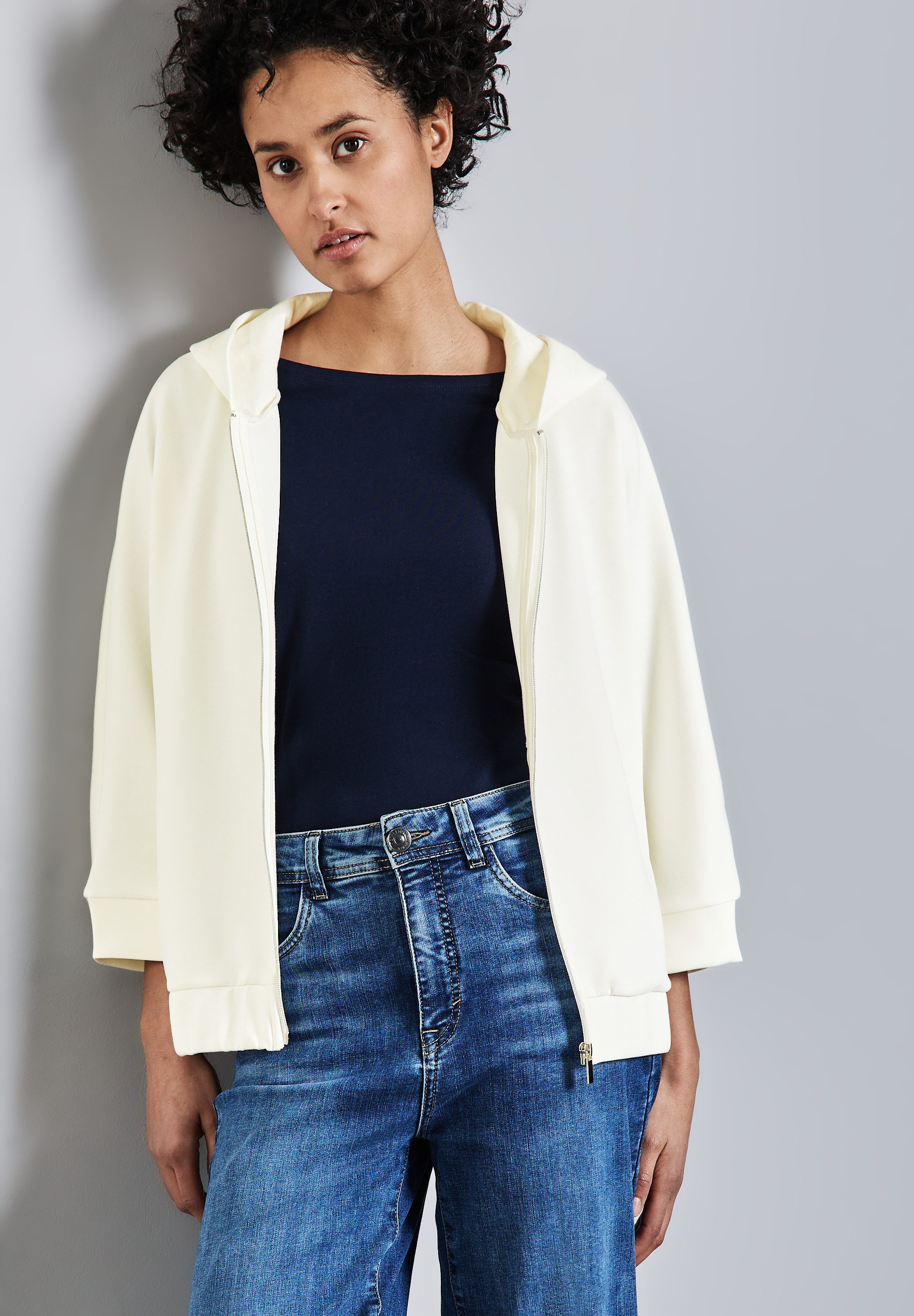 STREET ONE Hoodie in Silk-Look günstig online kaufen