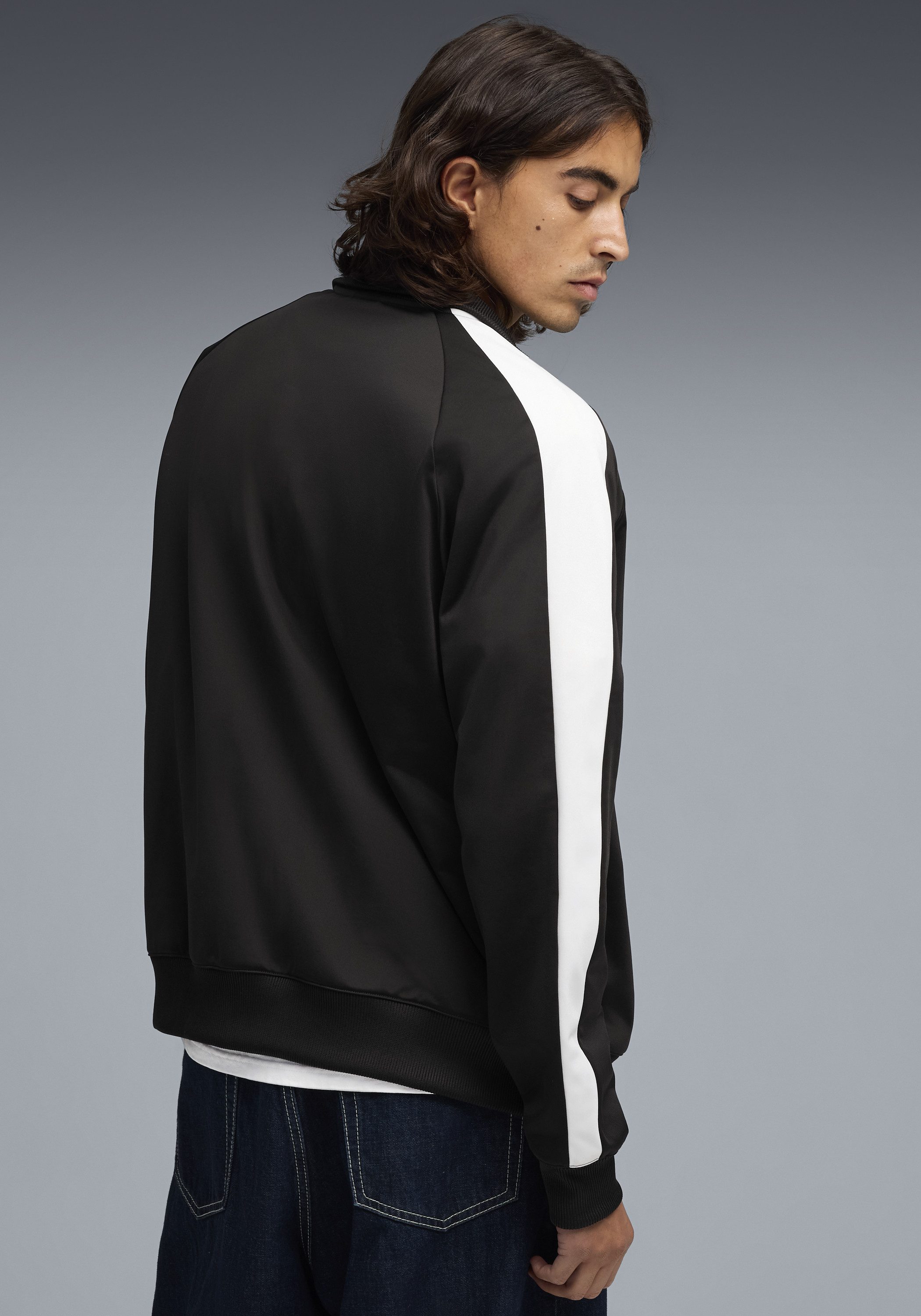 PUMA Trainingsjacke T7 FOUNDATION POLY TRACK JACKET mit Stehkragen, mit Reißverschlusstaschen, Regular Fit