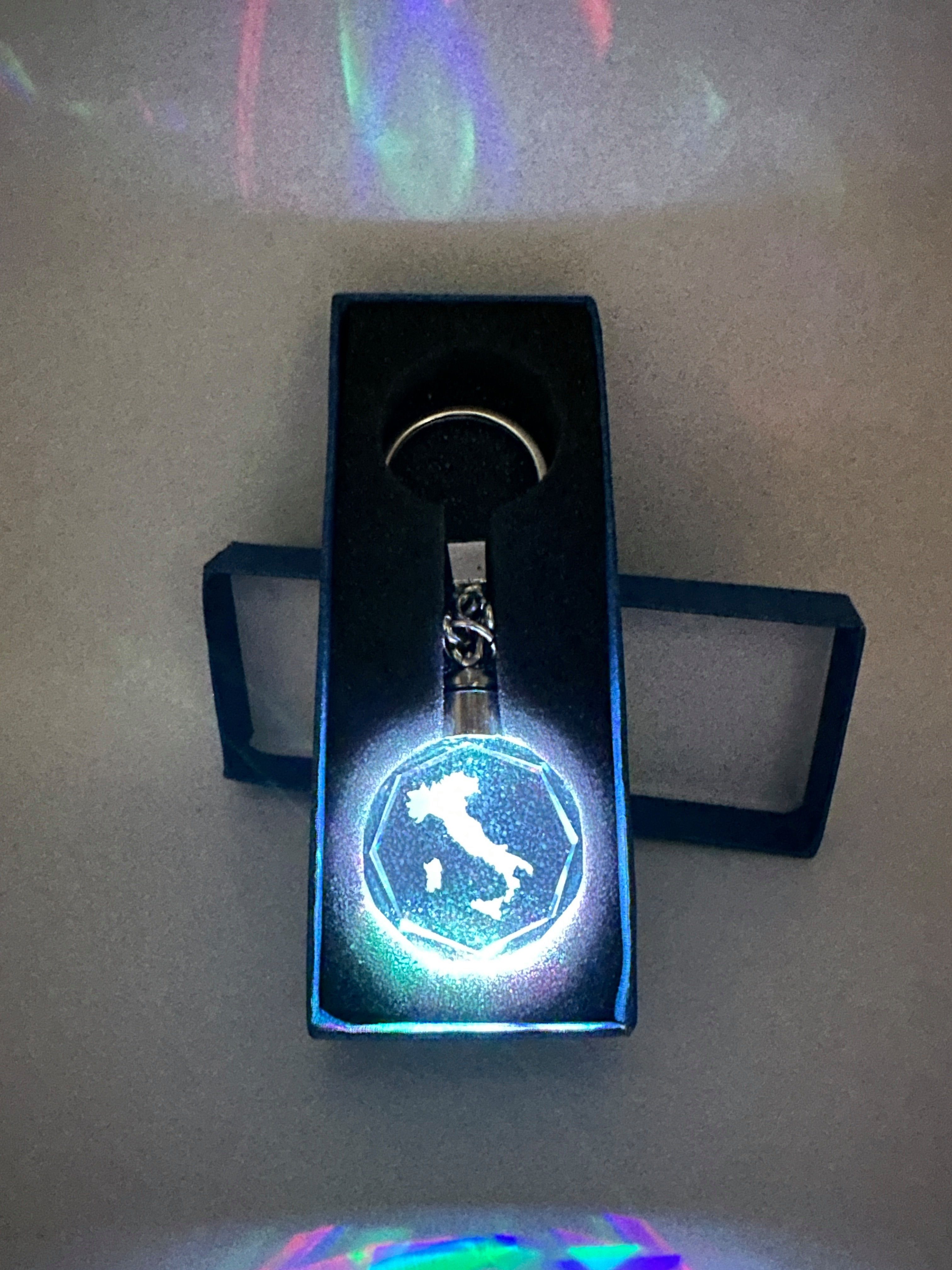 Stelby Schlüsselanhänger Italien Landkarte Schlüsselanhänger Multicolor LED günstig online kaufen