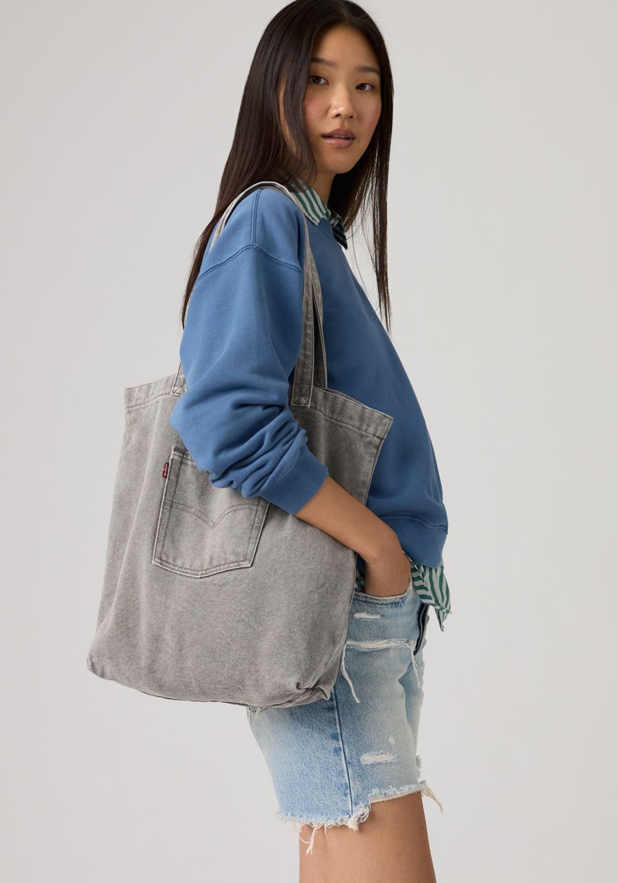 Levi's® Beuteltasche LEVI®S TOTE, aus Denim, mit Außentasche