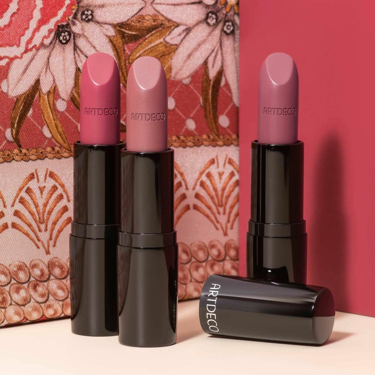 ARTDECO Lippenstift Perfect Color Lipstick, für Alle Hauttypen