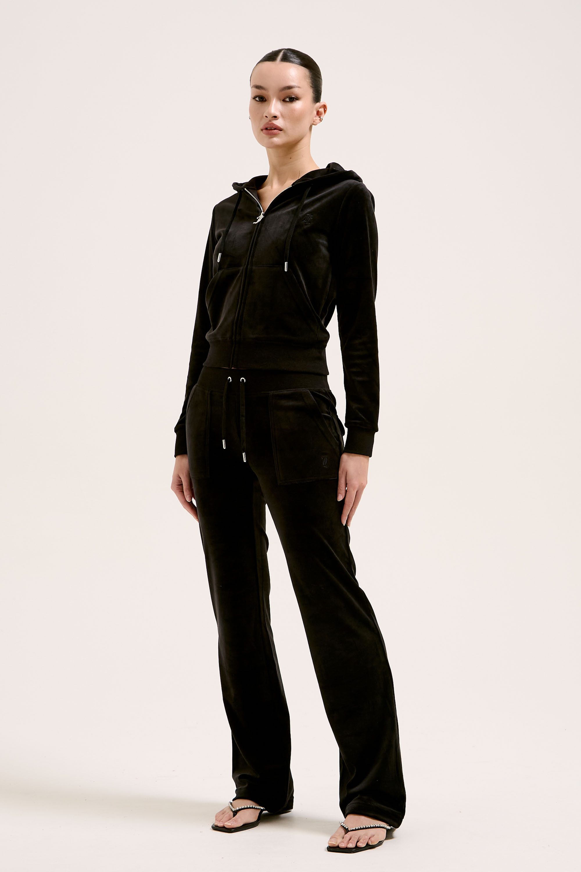 Juicy Couture Kapuzennickijacke ROBERTSON CLASS Damen Trainingsjacke Damen, Sweatjacke mit Kapuze, Velour, mit Glitzer, Sale – Bild 4 von 4