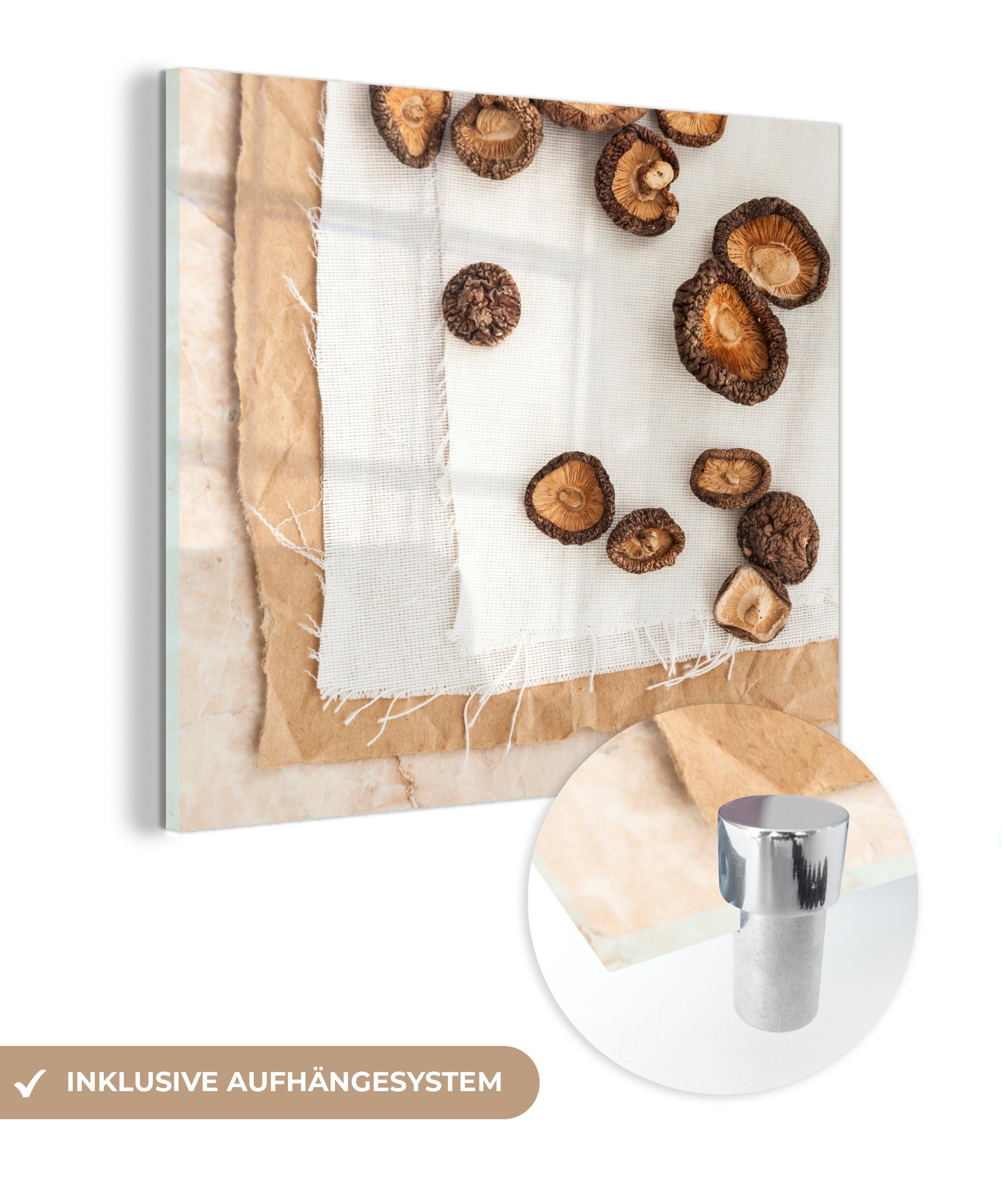 MuchoWow Acrylglasbild Getrocknete Pilze auf einem Tuch, (1 St), Glasbilder - Bilder auf Glas Wandbild - Foto auf Glas - Wanddekoration