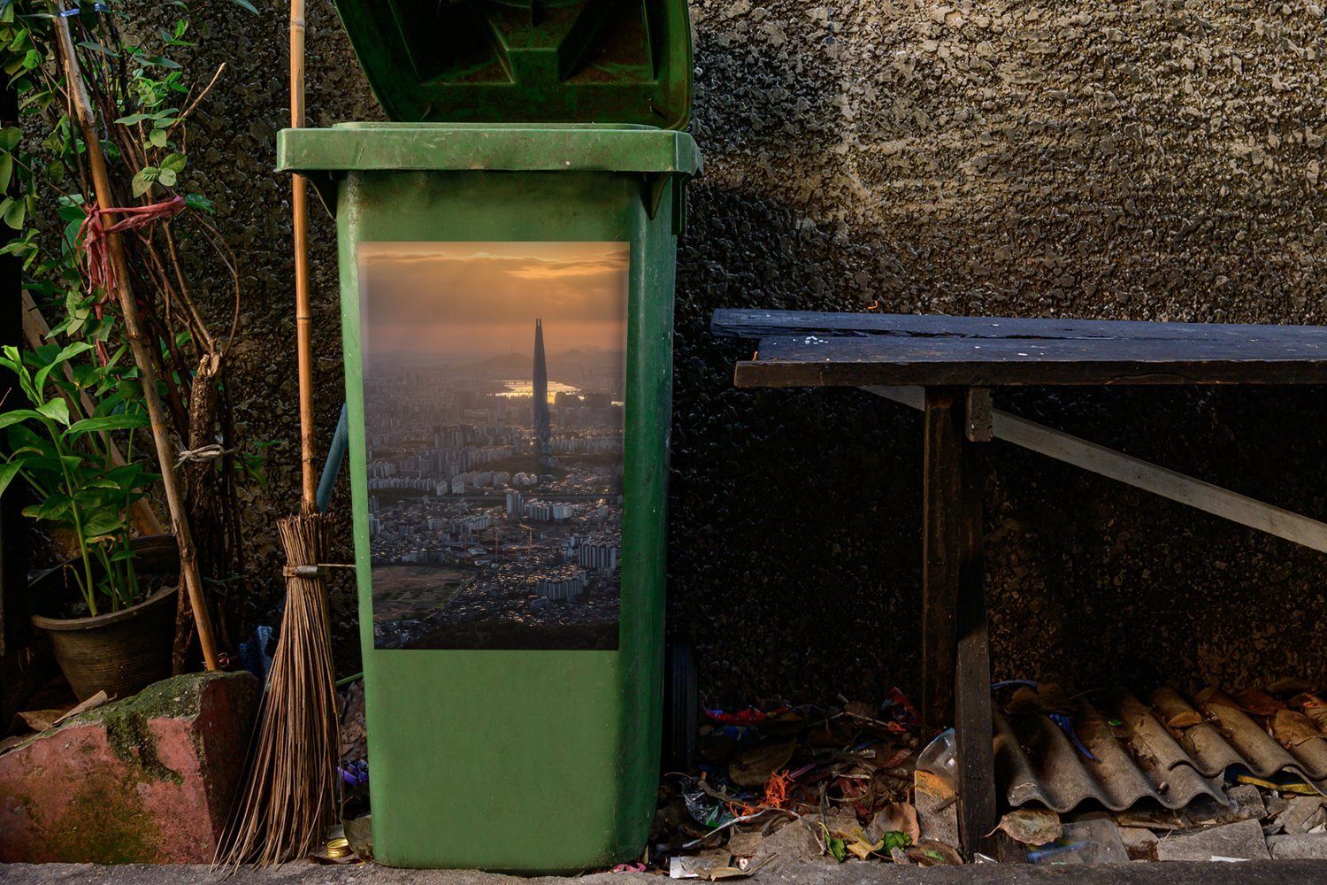 MuchoWow Wandsticker Eine Mülltonne, des (1 in Abend Container, Lotte Sticker, Südkorea Tower Mülleimer-aufkleber, Luftaufnahme Abfalbehälter am World St)