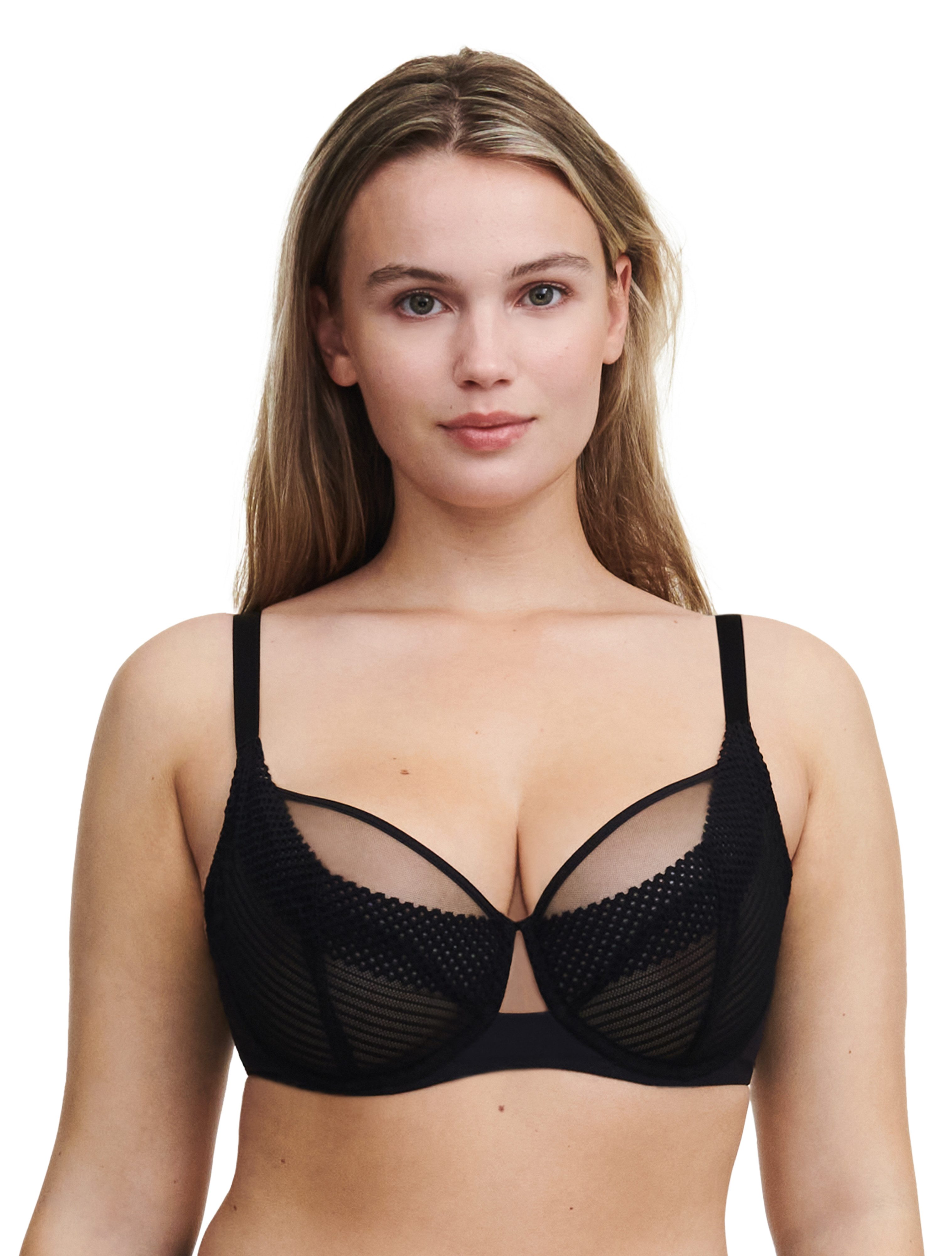 Chantelle Bügel-BH PLAY Spitze, Tüll, blickdichtes Gewebe, Cut-Outs am Mittelsteg