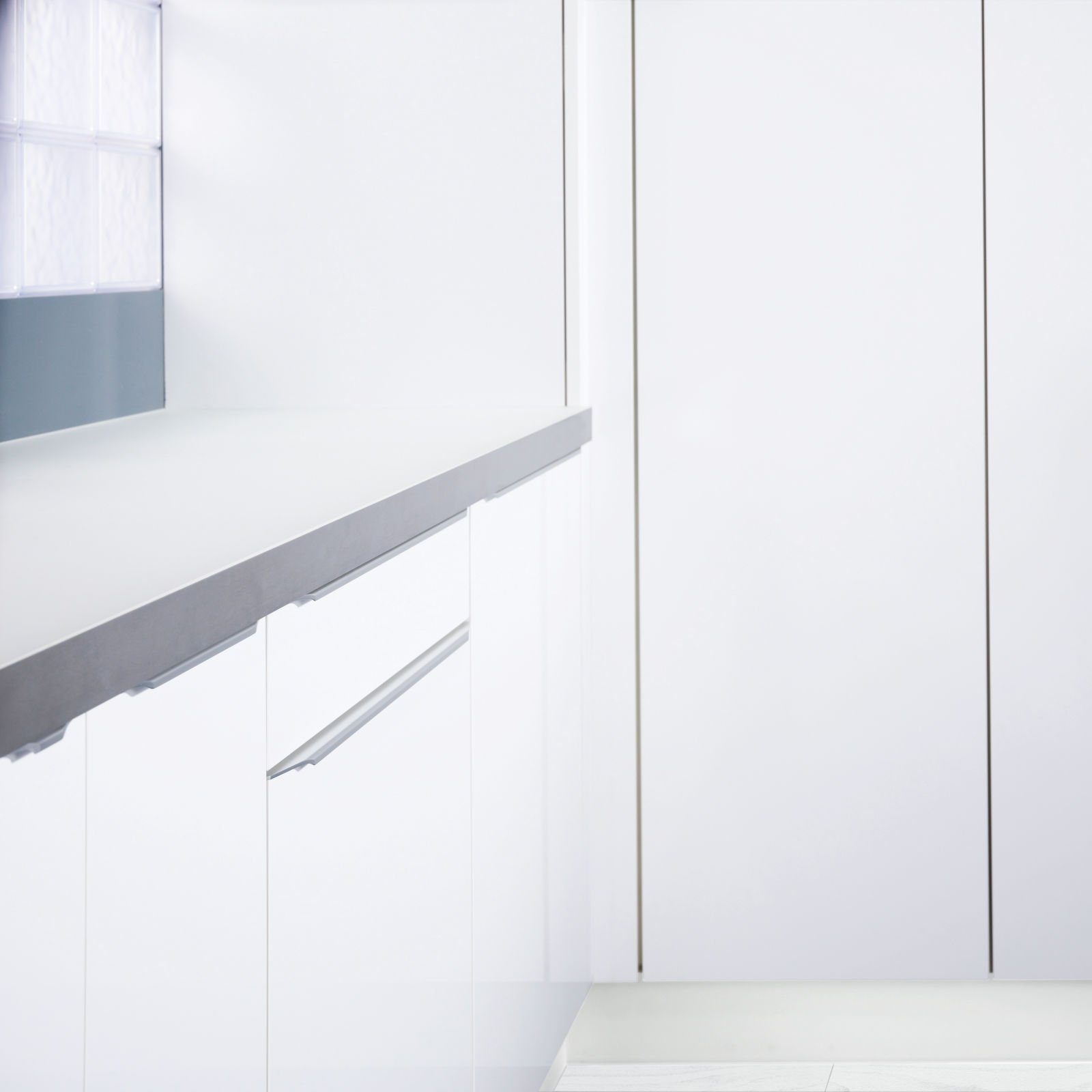 Kesseböhmer Auszugsboden Ausziehtisch-Beschlag TopFlex Länge: 610-810 mm, silber, Länge 810 mm