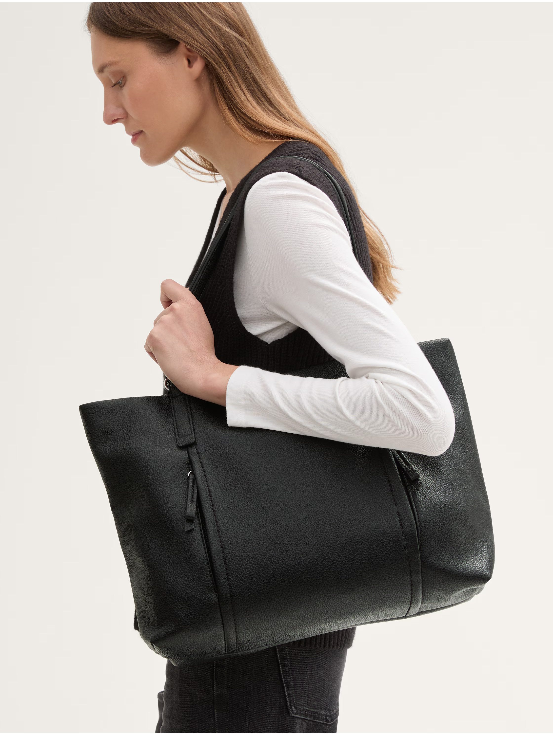 TOM TAILOR Shopper Beca, aus hochwertigem Kunstleder mit funktionalen Details