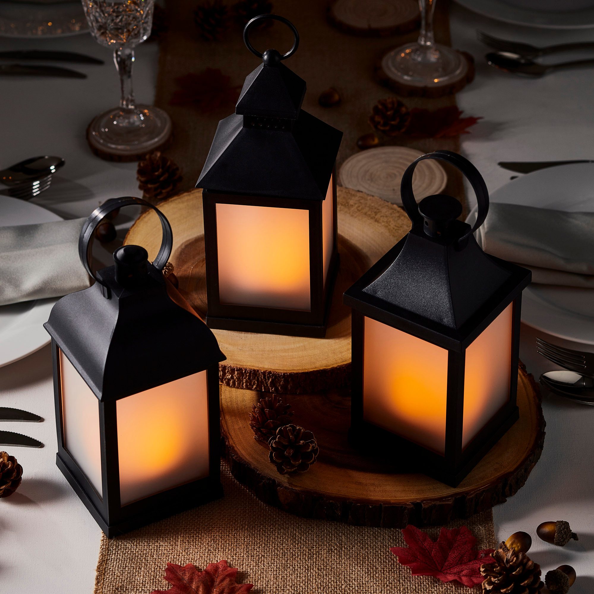 Lights4fun LED Laterne 3er Set Gartenlaternen mit Flammeneffekt