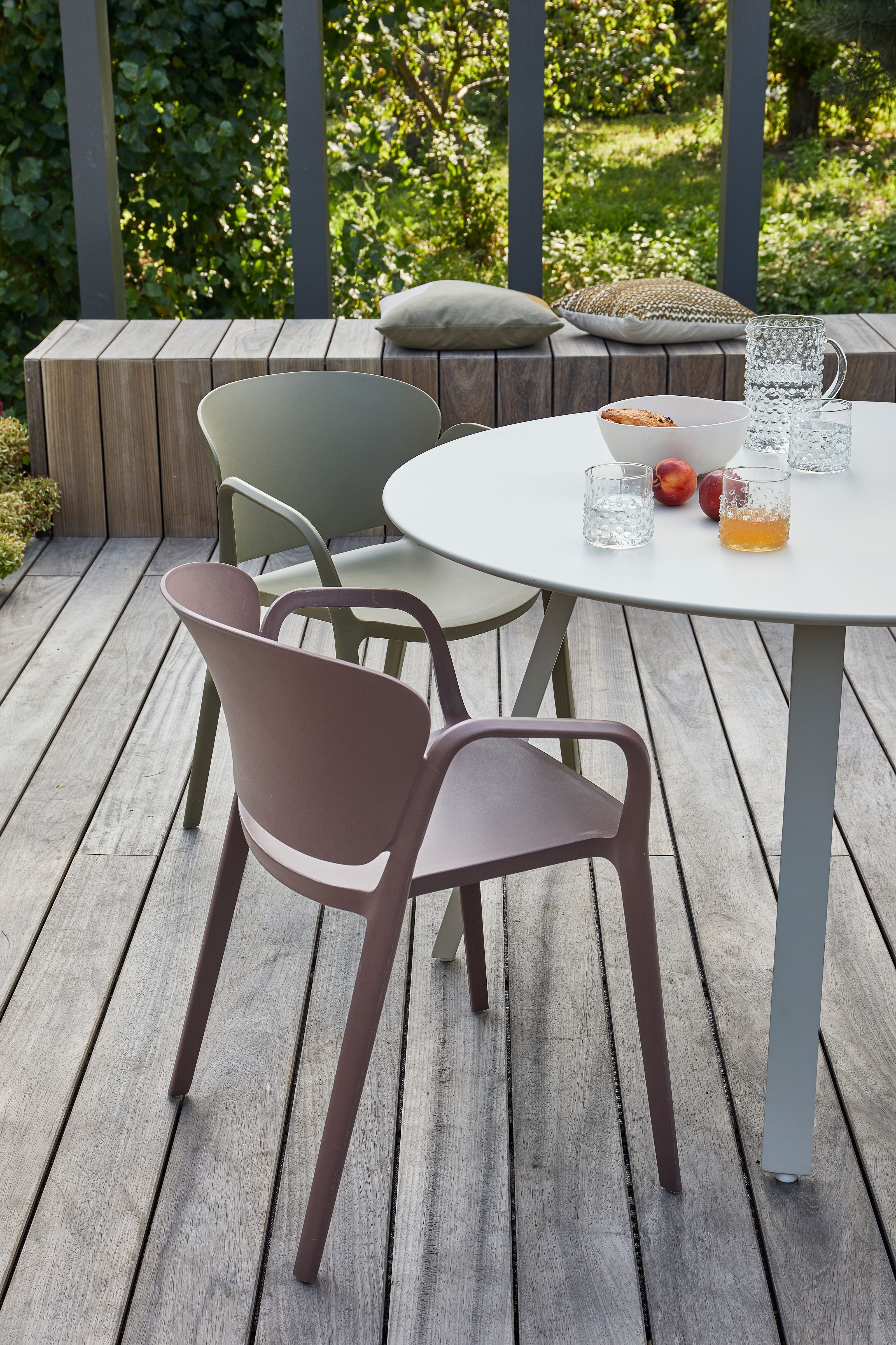 WOOOD Gartentisch Auke Aluminium korrosionsbeständig, H 75 x B 120 x T 120 cm, Tragkraft 150 kg, pfleigleicht, einfach zu montierbar