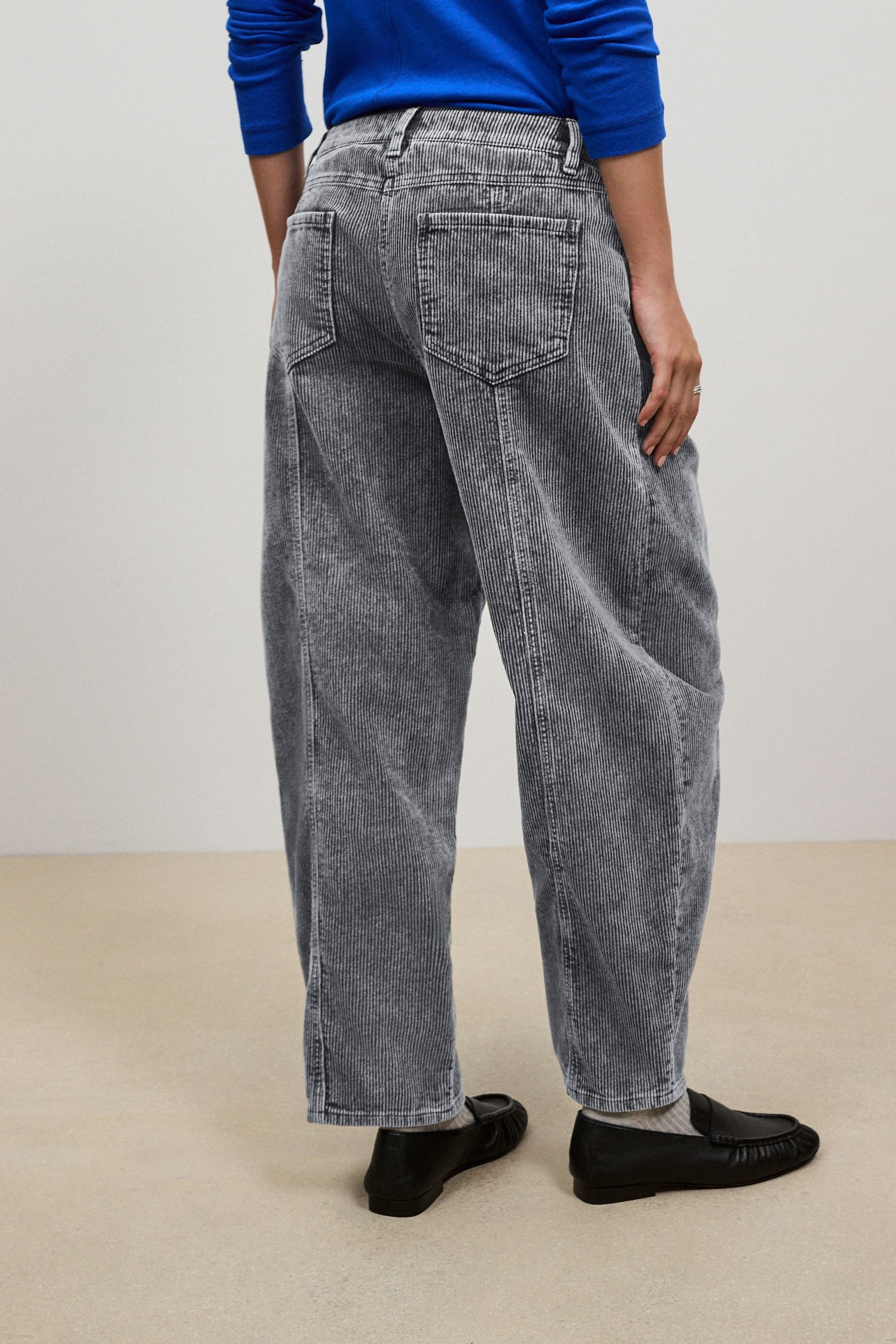 Next Cordhose Cordhose mit Barrel-Bein (1-tlg) – Bild 2 von 5