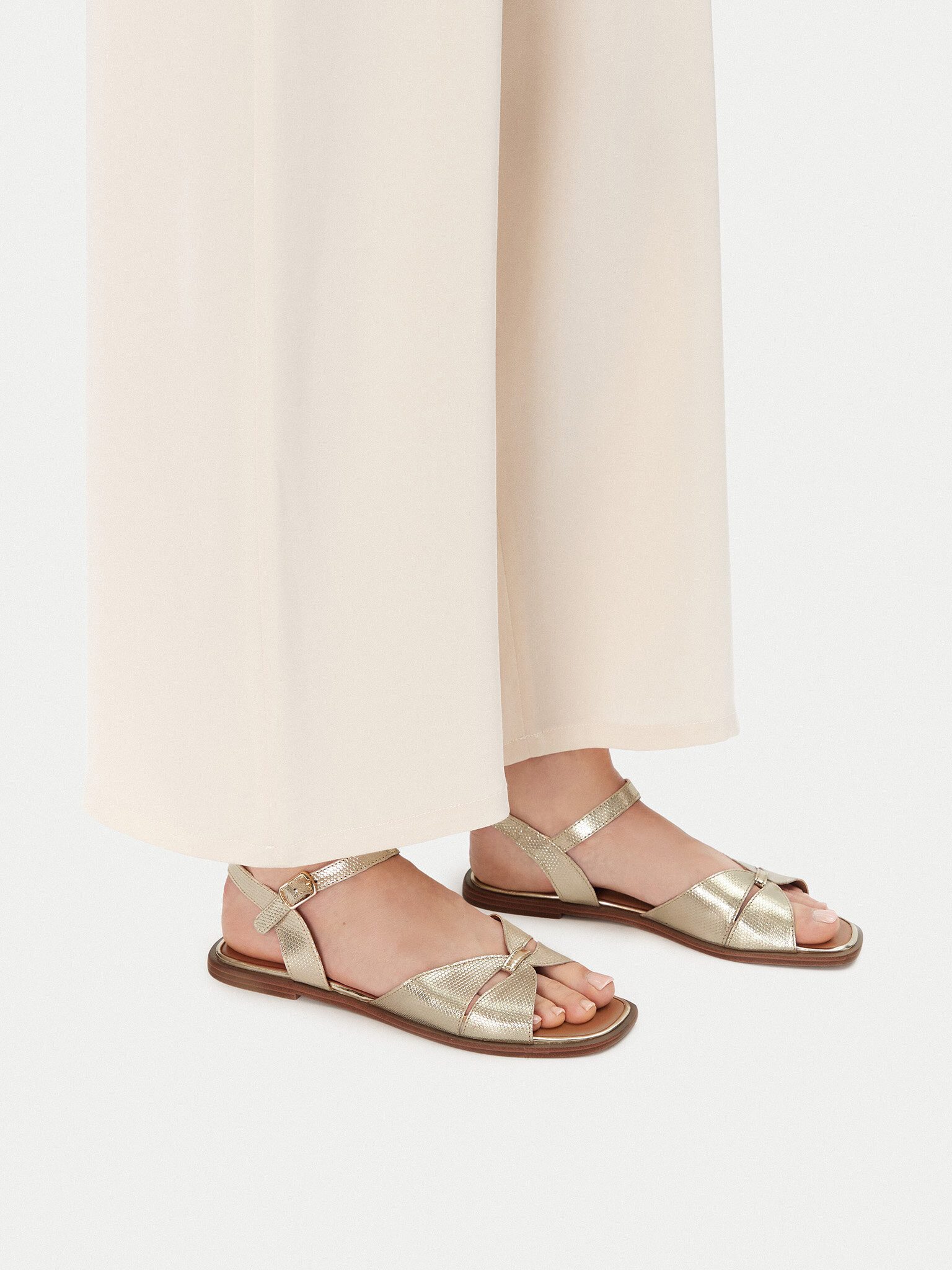 LASOCKI Lasocki Damen Sandals Gold WI23-CONA-01 Sandale