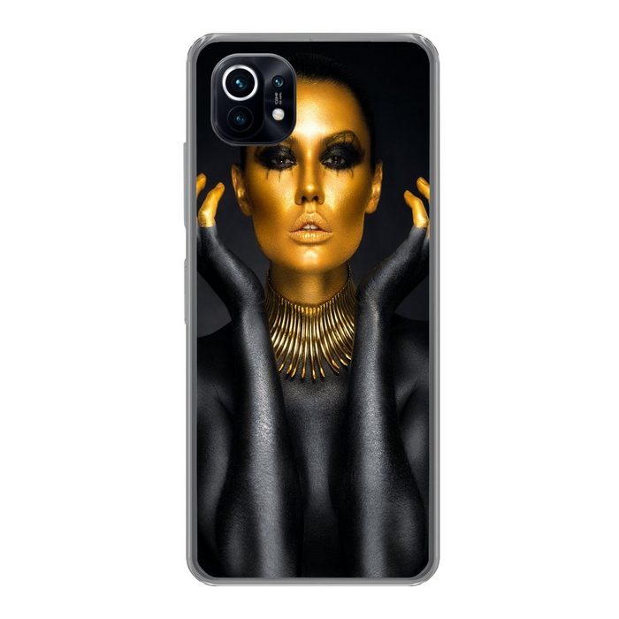 MuchoWow Handyhülle Frau - Porträt - Gold - Luxus - Schwarz Phone Case Handyhülle Xiaomi Mi 11 Silikon Schutzhülle