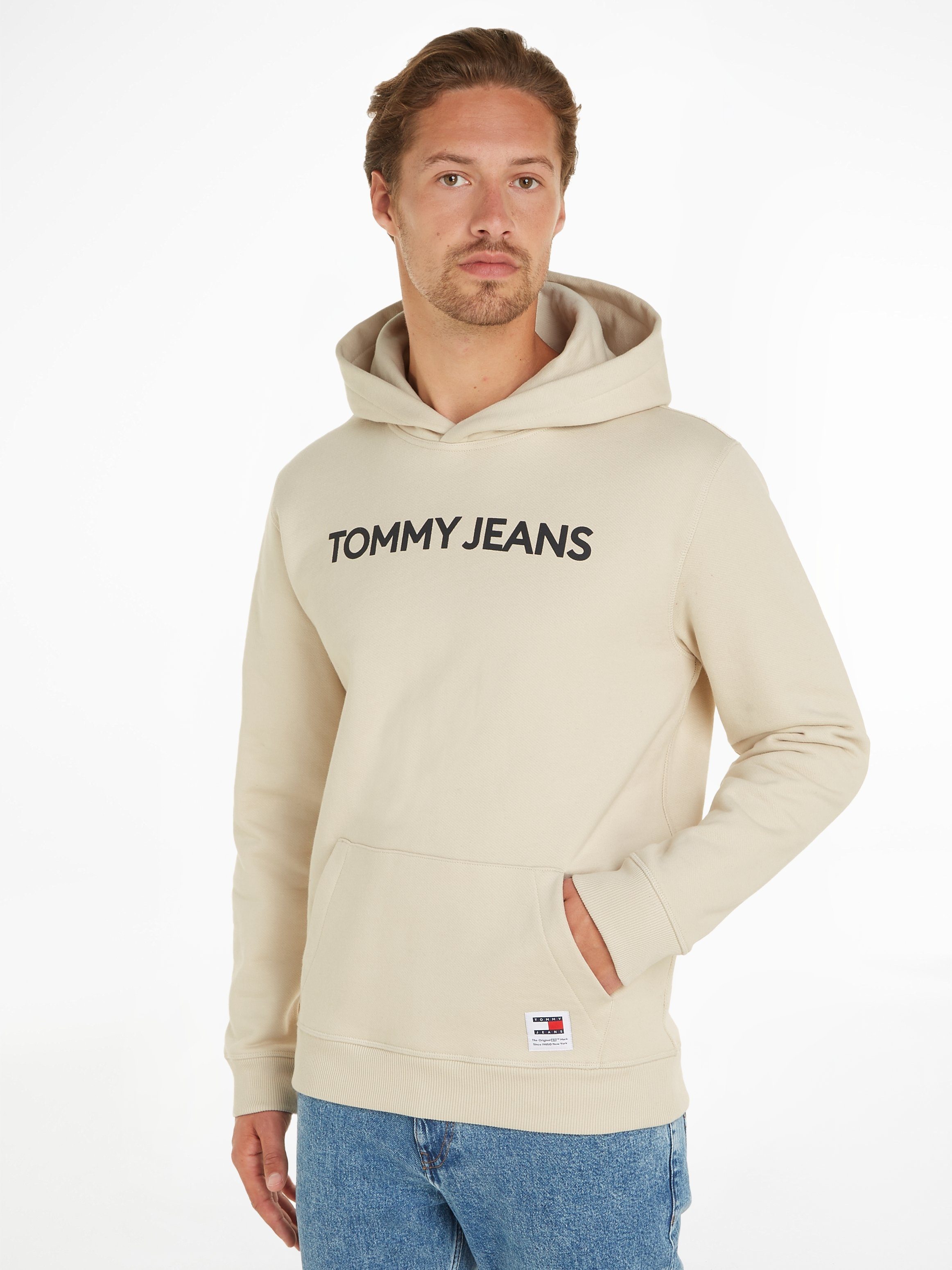 Tommy Jeans Kapuzensweatshirt TJM REG BOLD CLASSICS HOODIE EXT mit Logodruck auf der Brust Newsprint