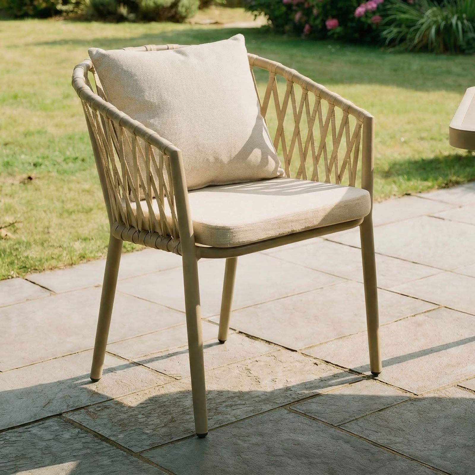 IDIMEX Gartenstuhl SUNNY (6 St), Moderne Outdoor Stühle stapelbar inkl. Auflagen, 6 Personen Champagner