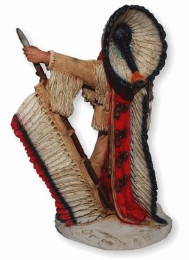 Castagna Dekofigur Native American Figur Quanah Parker Häuptling H 18 cm stehend mit Lanze Native Castagna