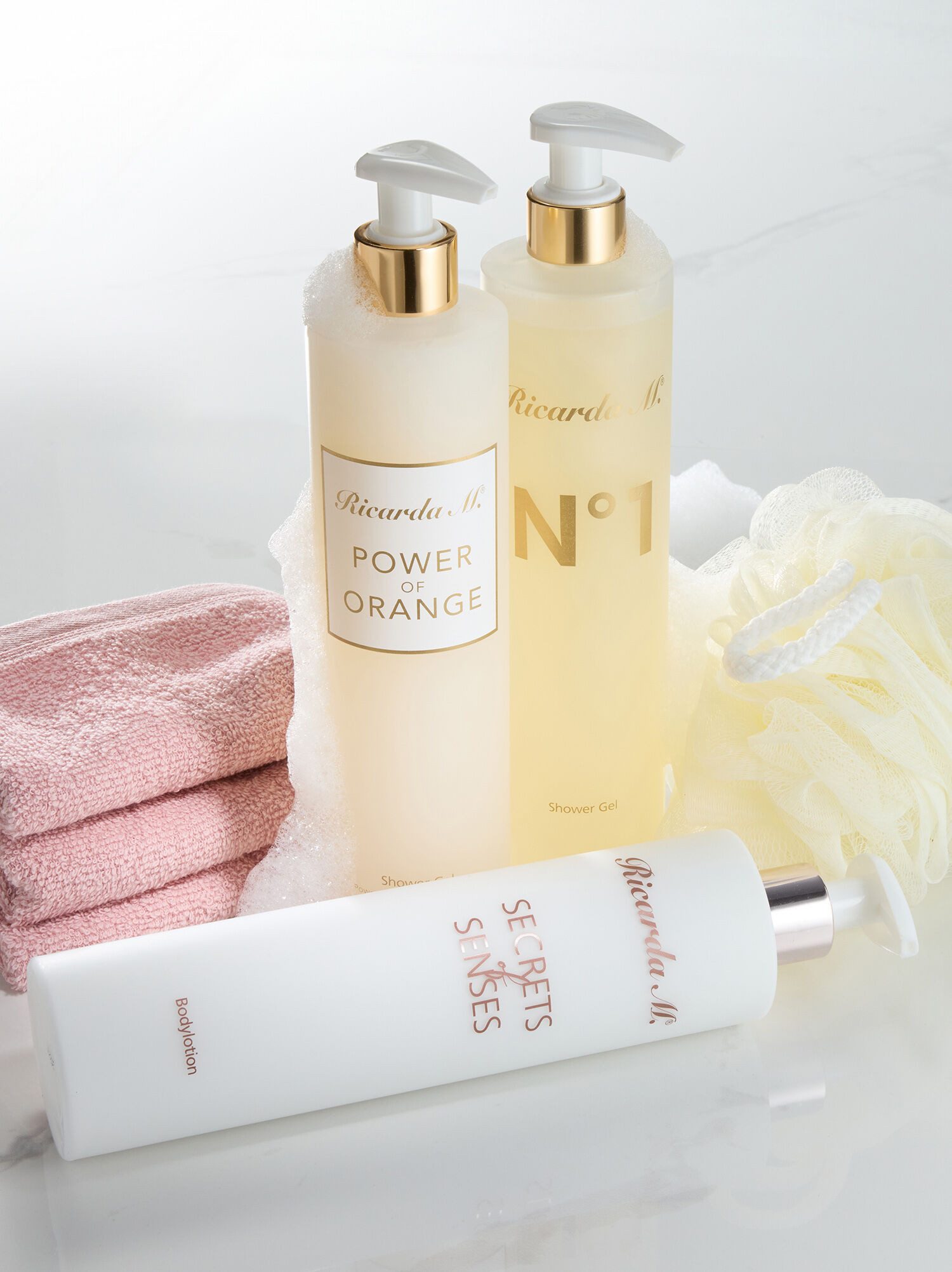 Ricarda M. Bodylotion "Secrets of Senses" 400ml, nährende Textur für seidige Haut, mit bezauberndem Duft