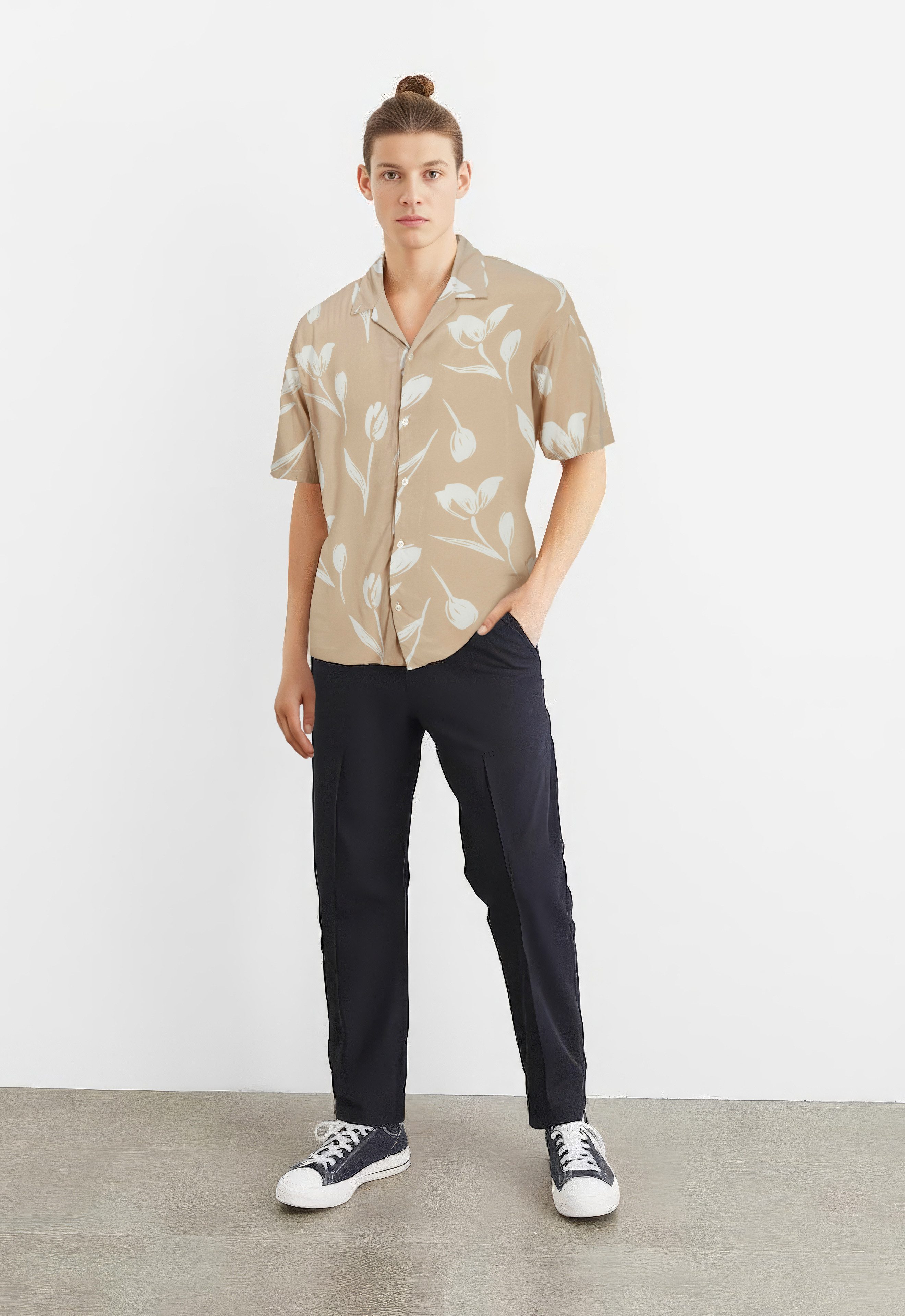 Jack & Jones Kurzarmhemd JJEJEFF CHARGE RESORT SHIRT SS SN mit All-Over Pri günstig online kaufen