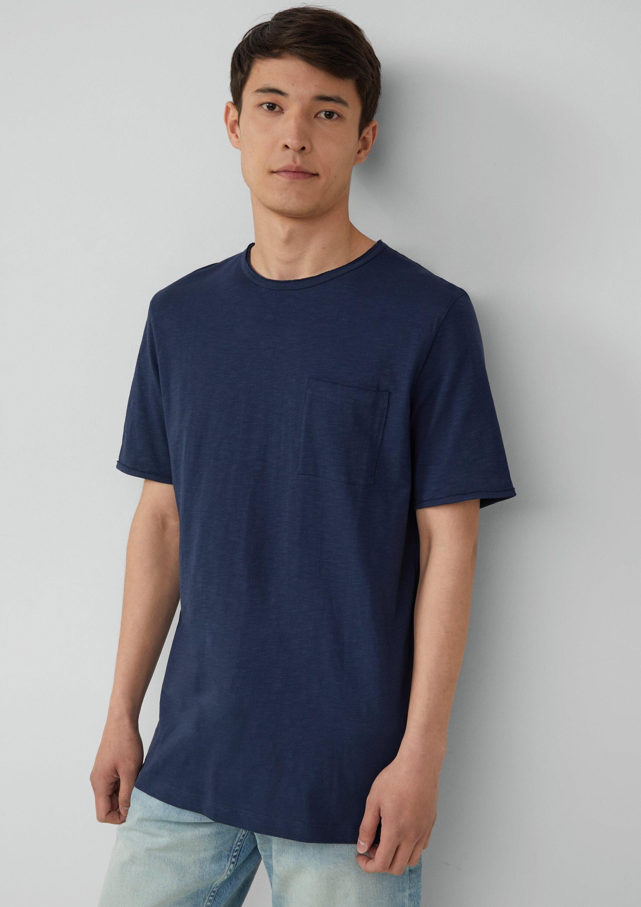 s.Oliver Kurzarmshirt T-Shirt Flammgarn-T-Shirt mit Brusttasche und offenen Kanten