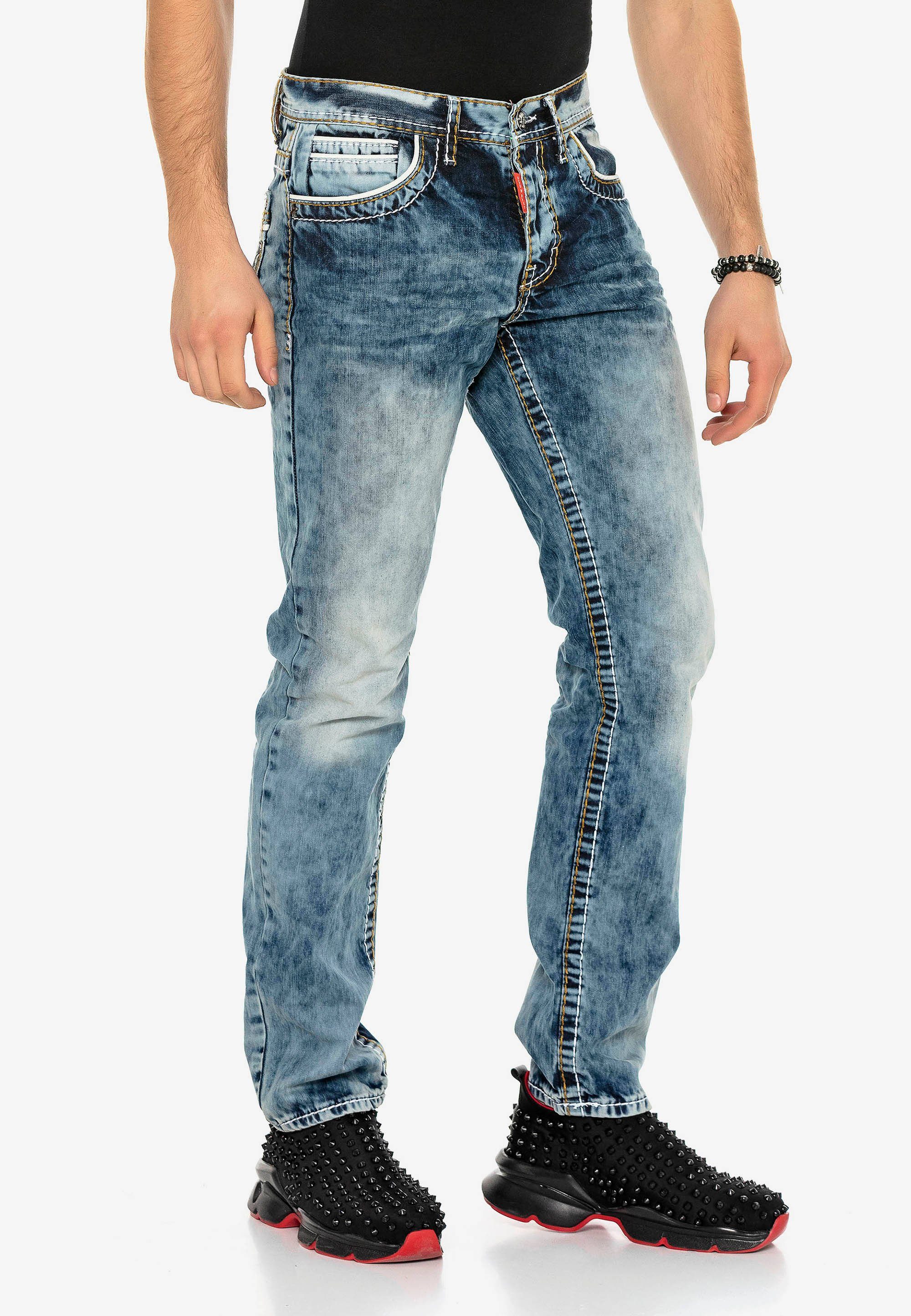 Bequeme Cipo Fit in Jeans Kontrastnähten Baxx mit & Straight