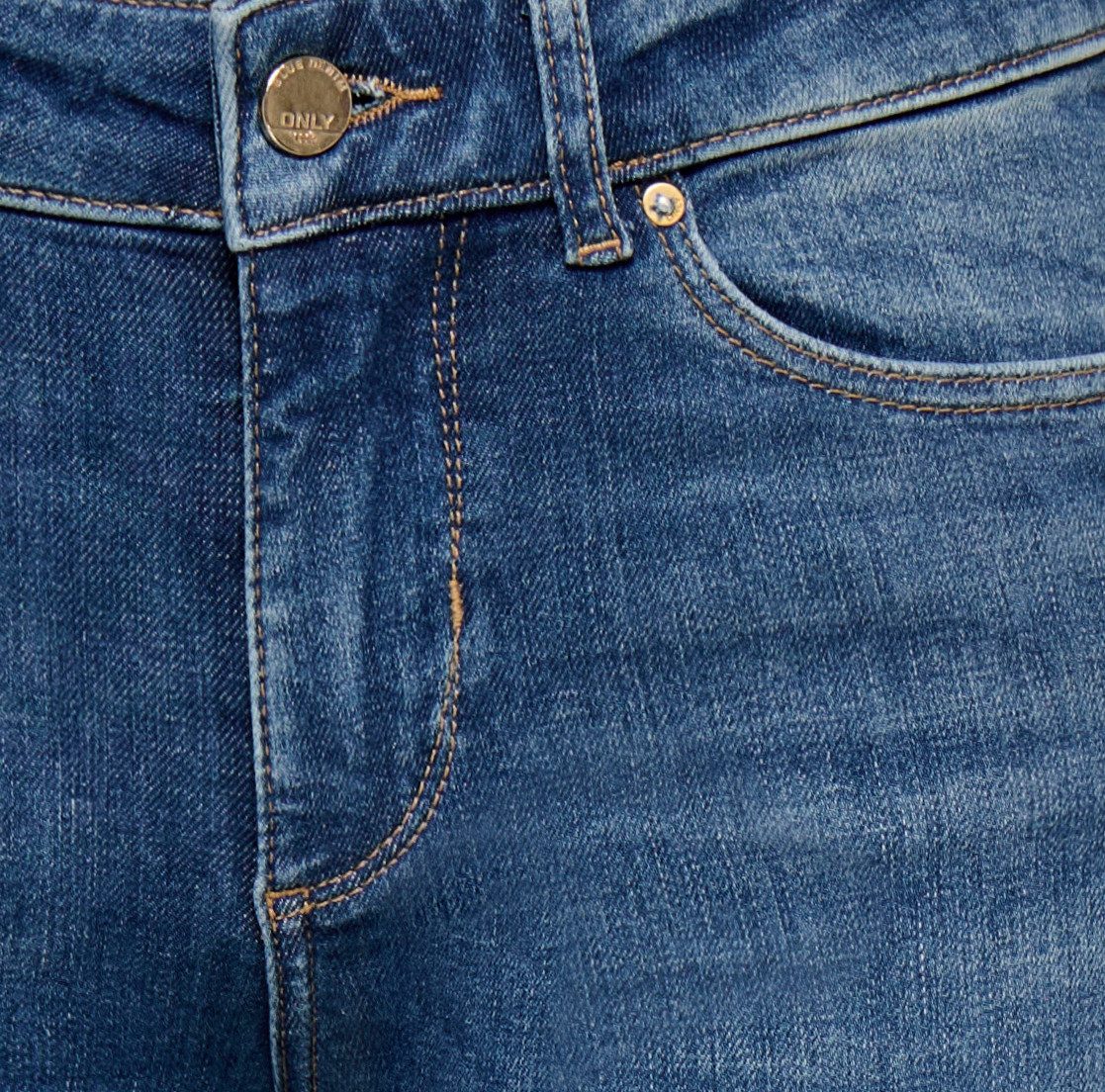 ONLY Bootcut-Jeans ONLBLUSH MID BUT FLARED DNM REA763 Baumwollmischung, bootcut fit