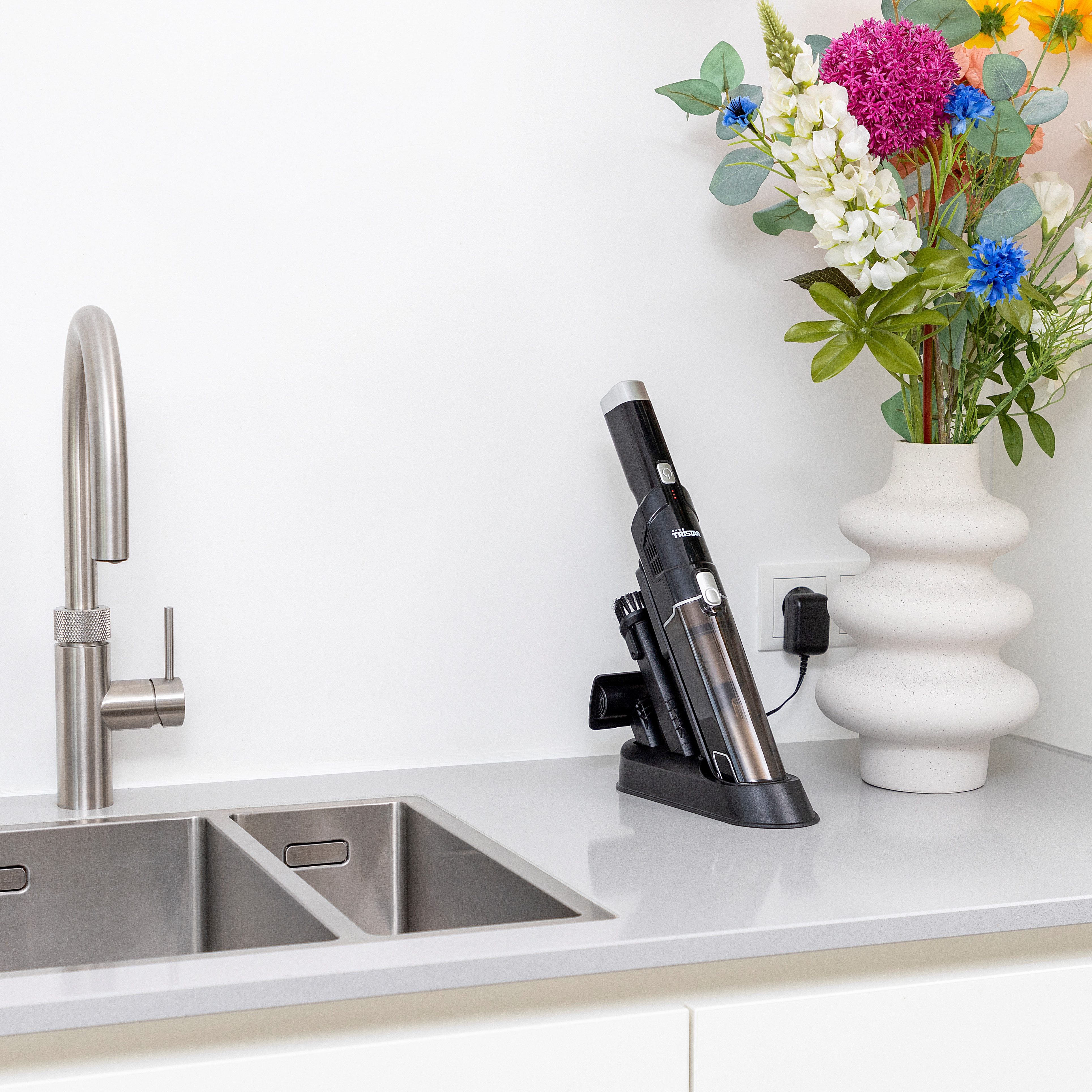 Tristar Akku-Handstaubsauger KR-3150, 90 W, beutellos, Mit Ladestation - Kabellos - hohe Saugkraft