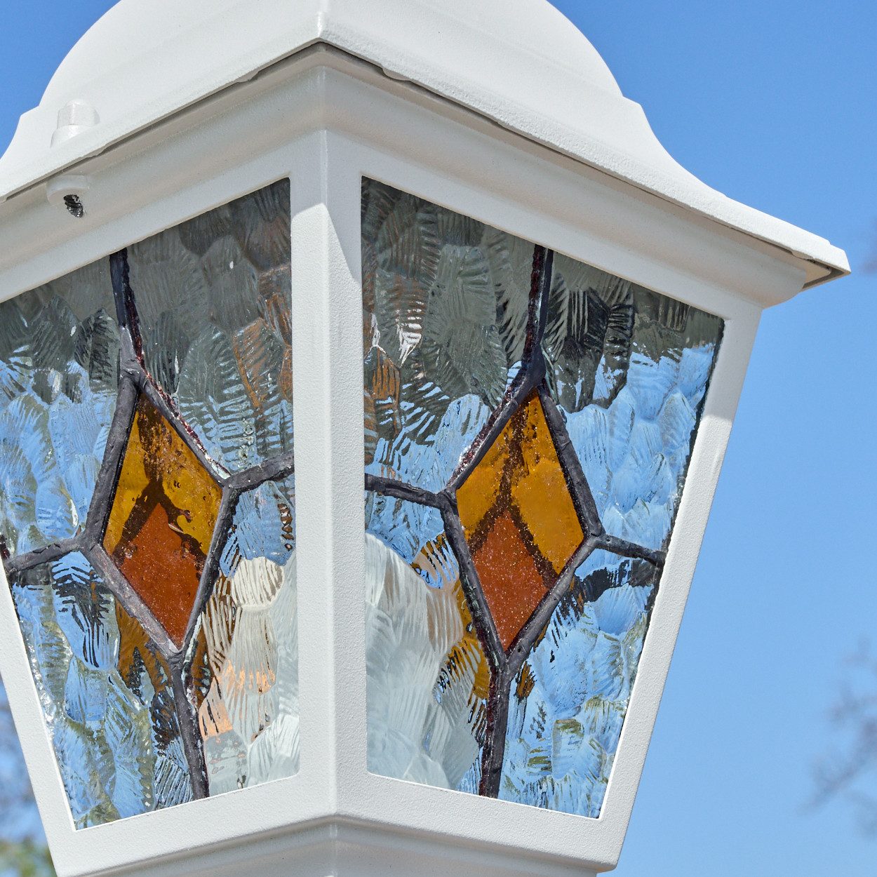 hofstein Pollerleuchte Außenwegeleuchte aus Metall/Glas in Weiß/Klar/Orange, Wegelampe im Antik/Landhaus/Vintage-Design, Höhe 220 cm, E27, IP44