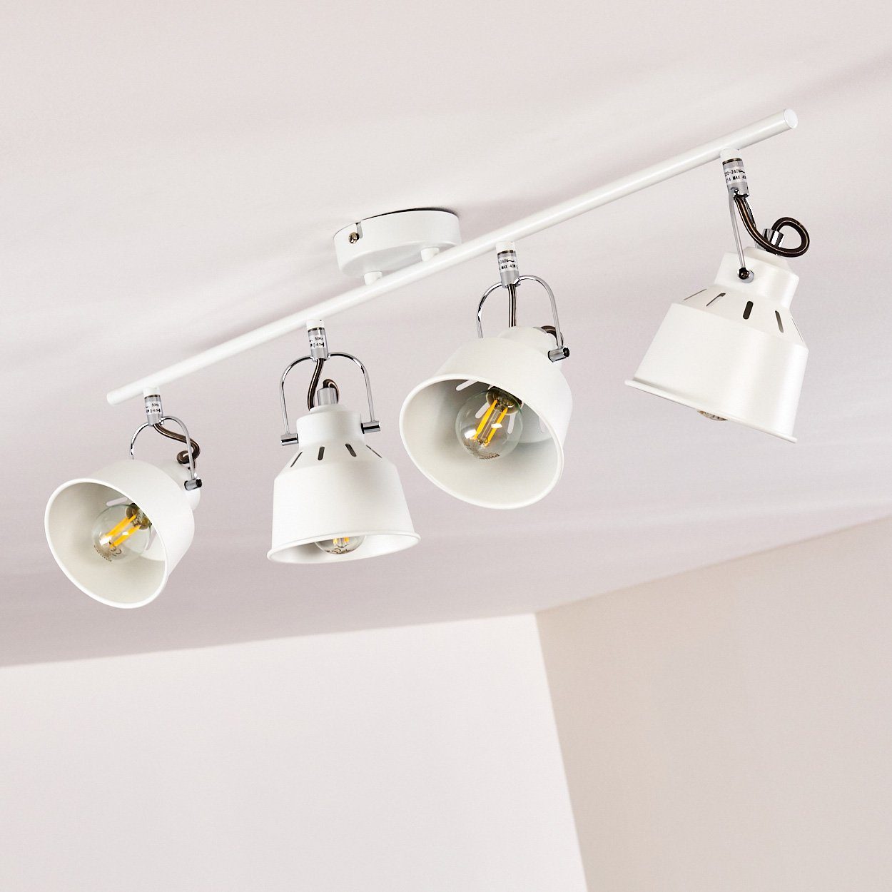 Deckenlampe Metall aus Retro/Vintage hofstein Weiß, verstellbaren Deckenleuchte im Strahlern, Design Spot »Rimini« Leuchtmittel, in 4xE14, ohne mit