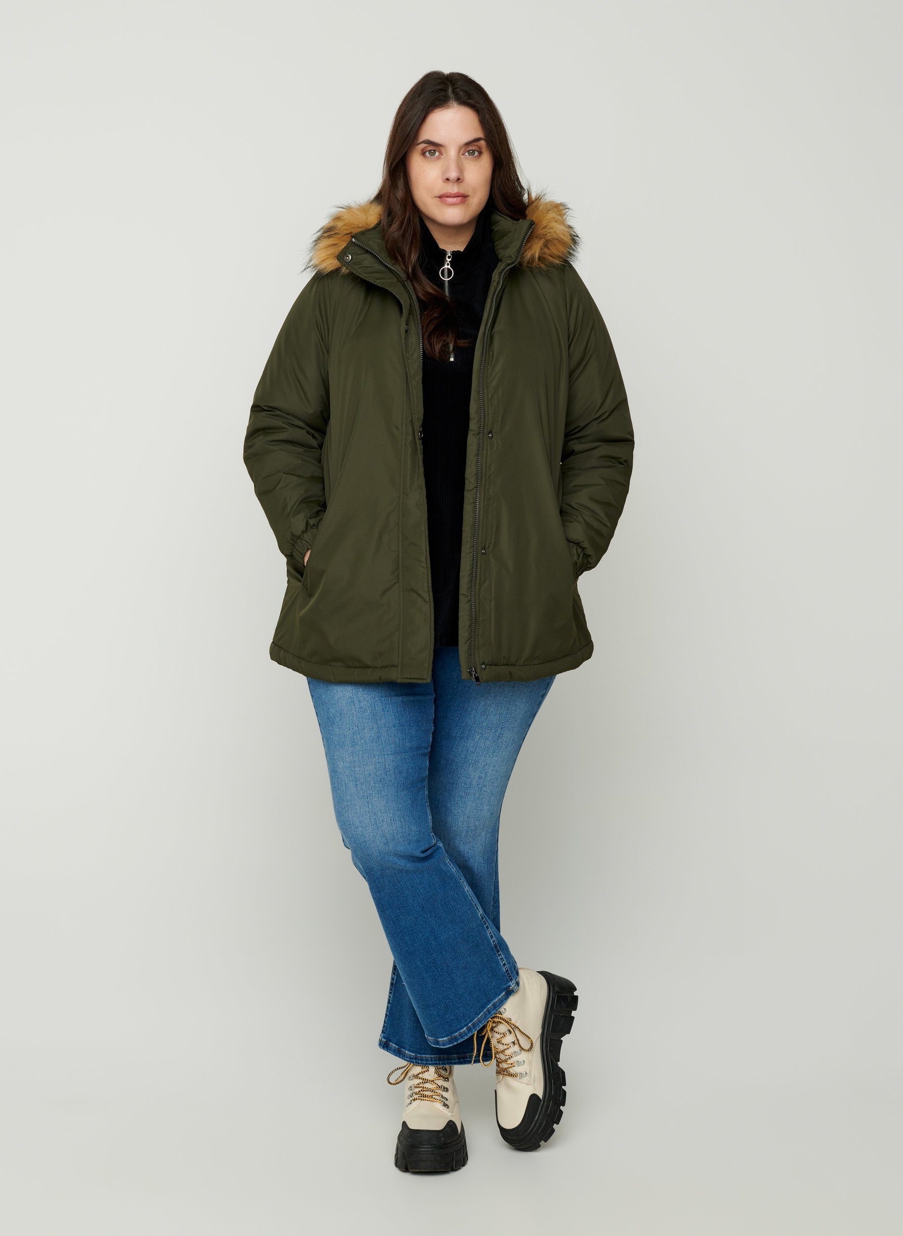 Zizzi Winterjacke Große Größen Damen Jacke mit Reißverschluss und Kunstpelz  Kapuze online kaufen | OTTO