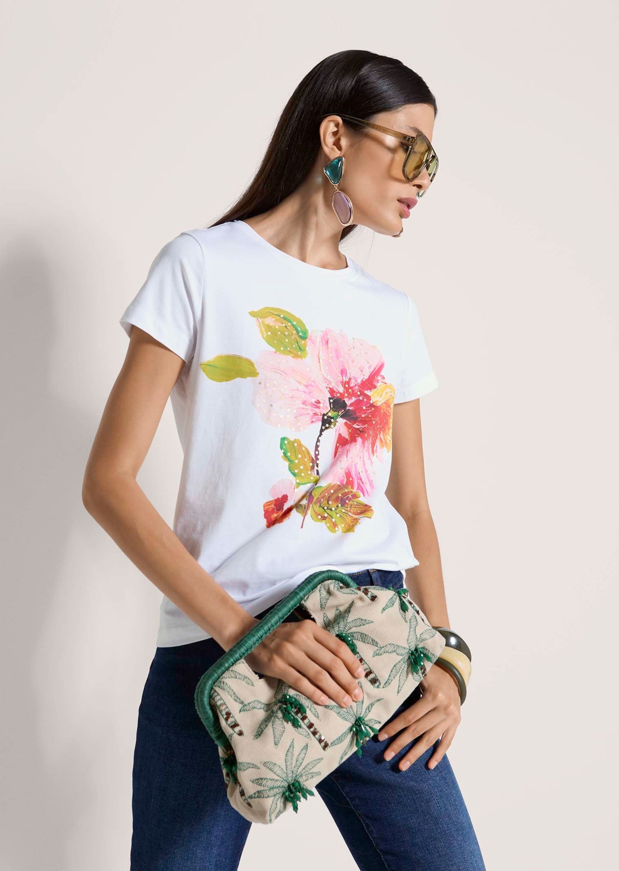 MADELEINE Print-Shirt Florales Print-Shirt mit Pailletten, Kurzarm Tailliertes Blusenshirt mit Rundhals, Blumenmuster