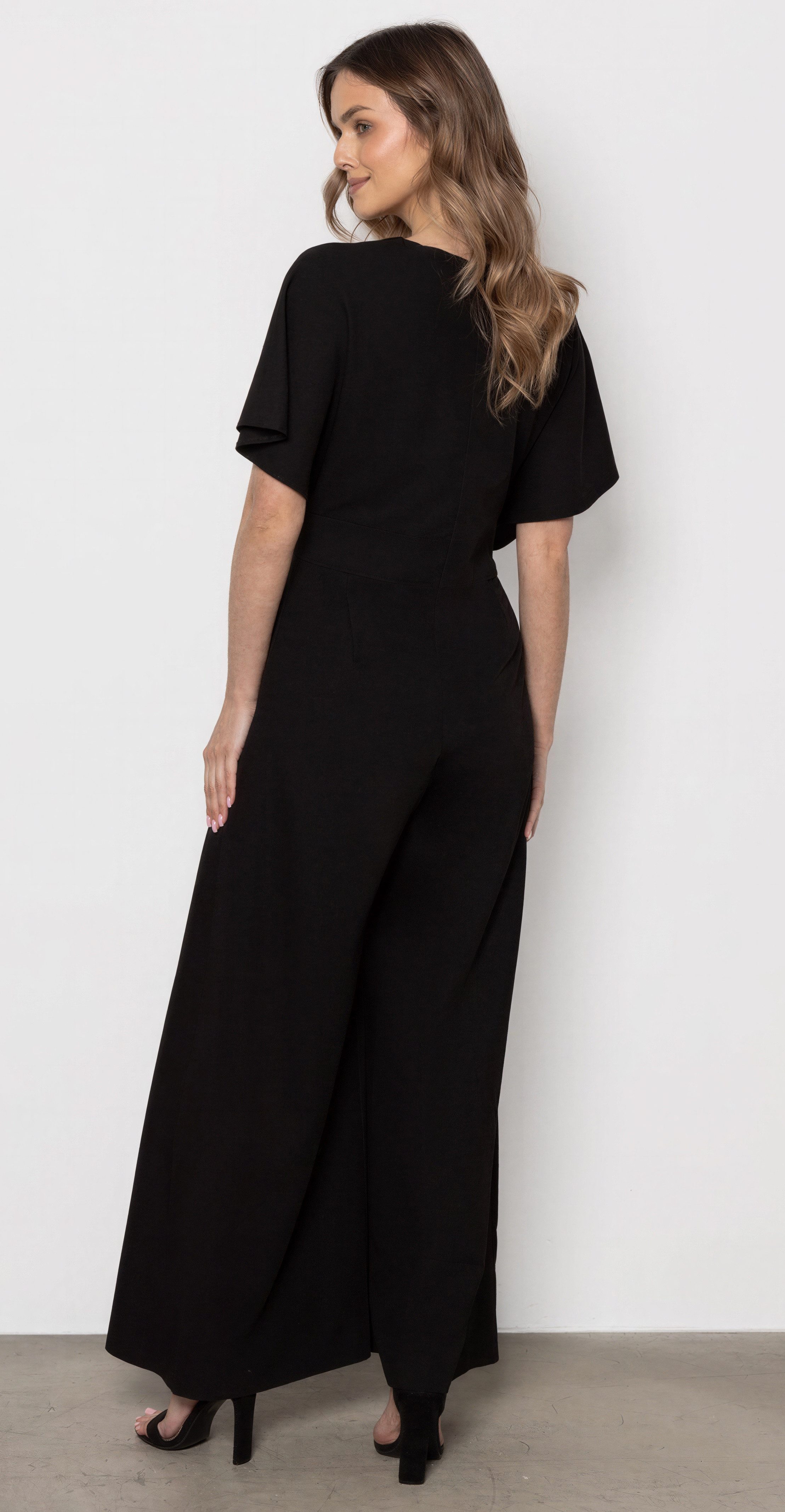 Awama Overall elegant, mit V-Ausschnitt und und weitem Bein