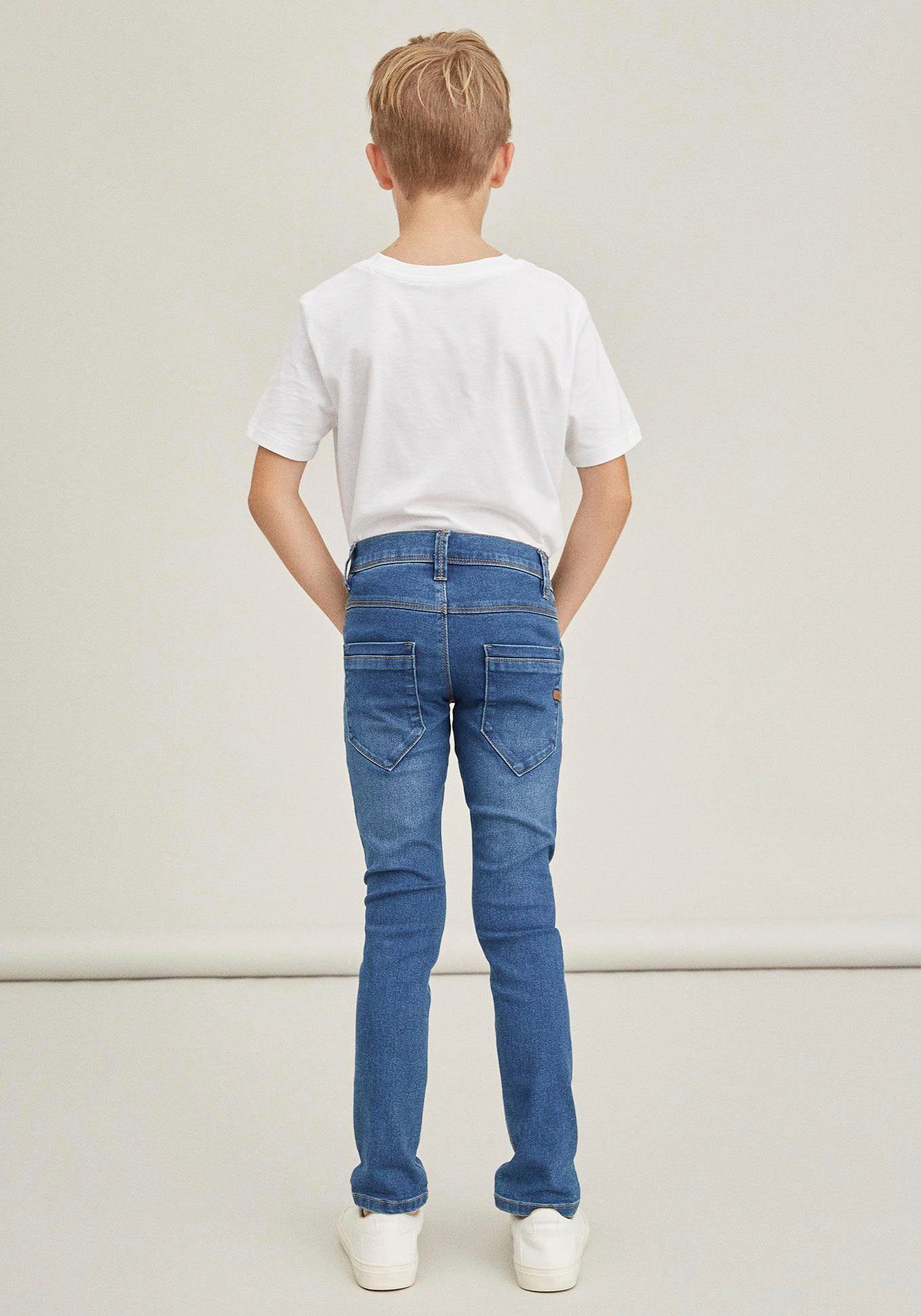 Name It Stretch-Jeans NKMSILAS DNMTAX PANT, Lässige 5-Pocket-Form in  authentischer Waschung