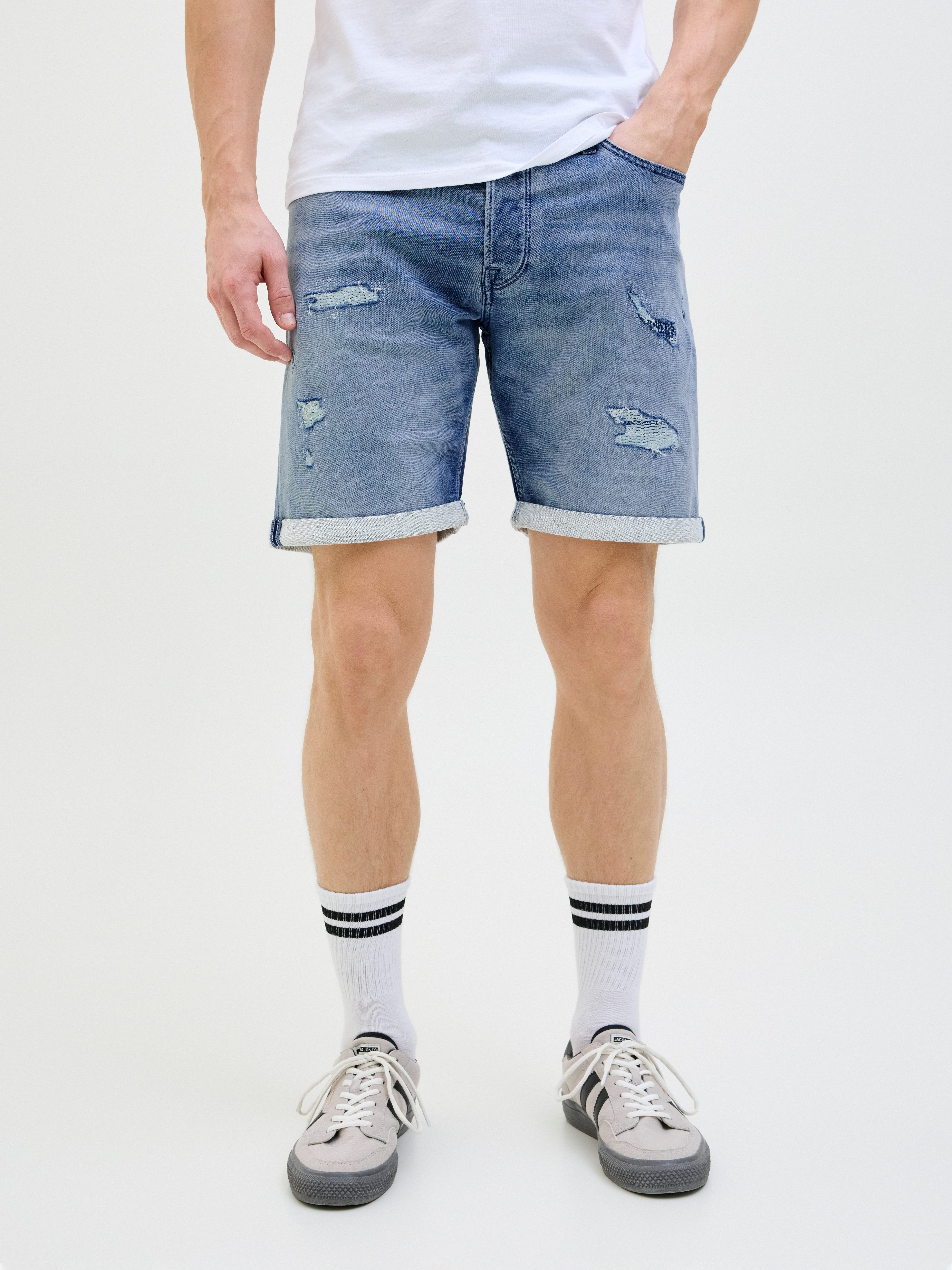 Jack & Jones Shorts JJIRICK JJICON I.K. SHORTS GE 136 SN im Five-Pocket Style