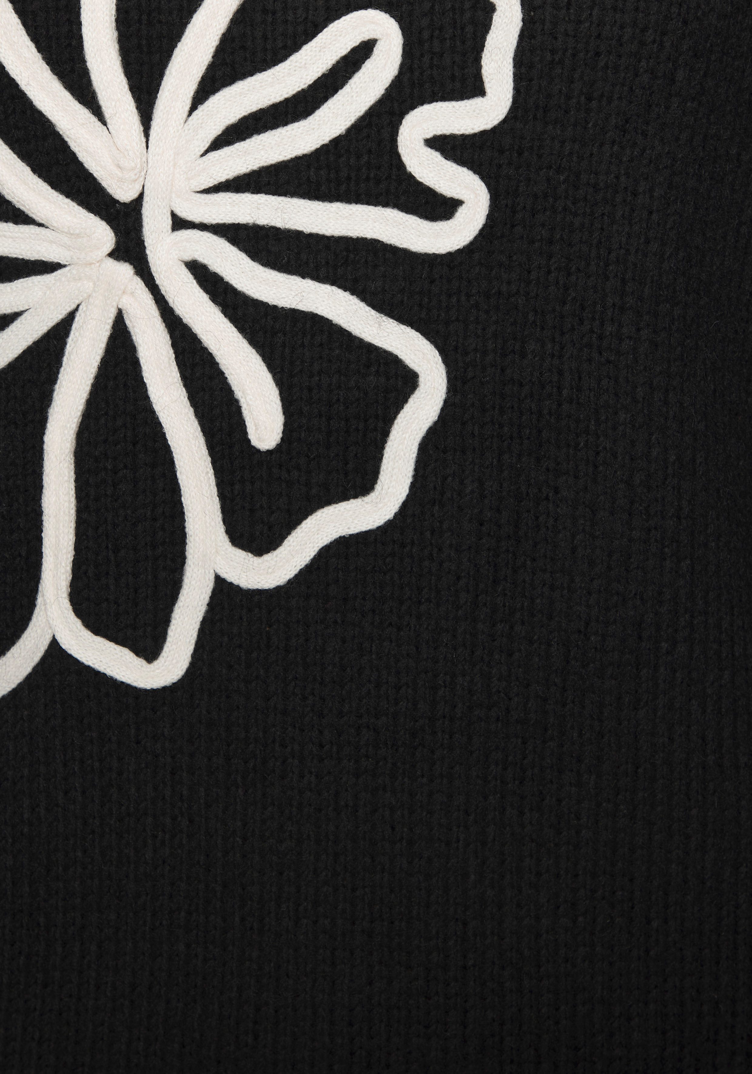 LASCANA Strickpullover mit Blumen-Applikation, Winterpullover, modisch