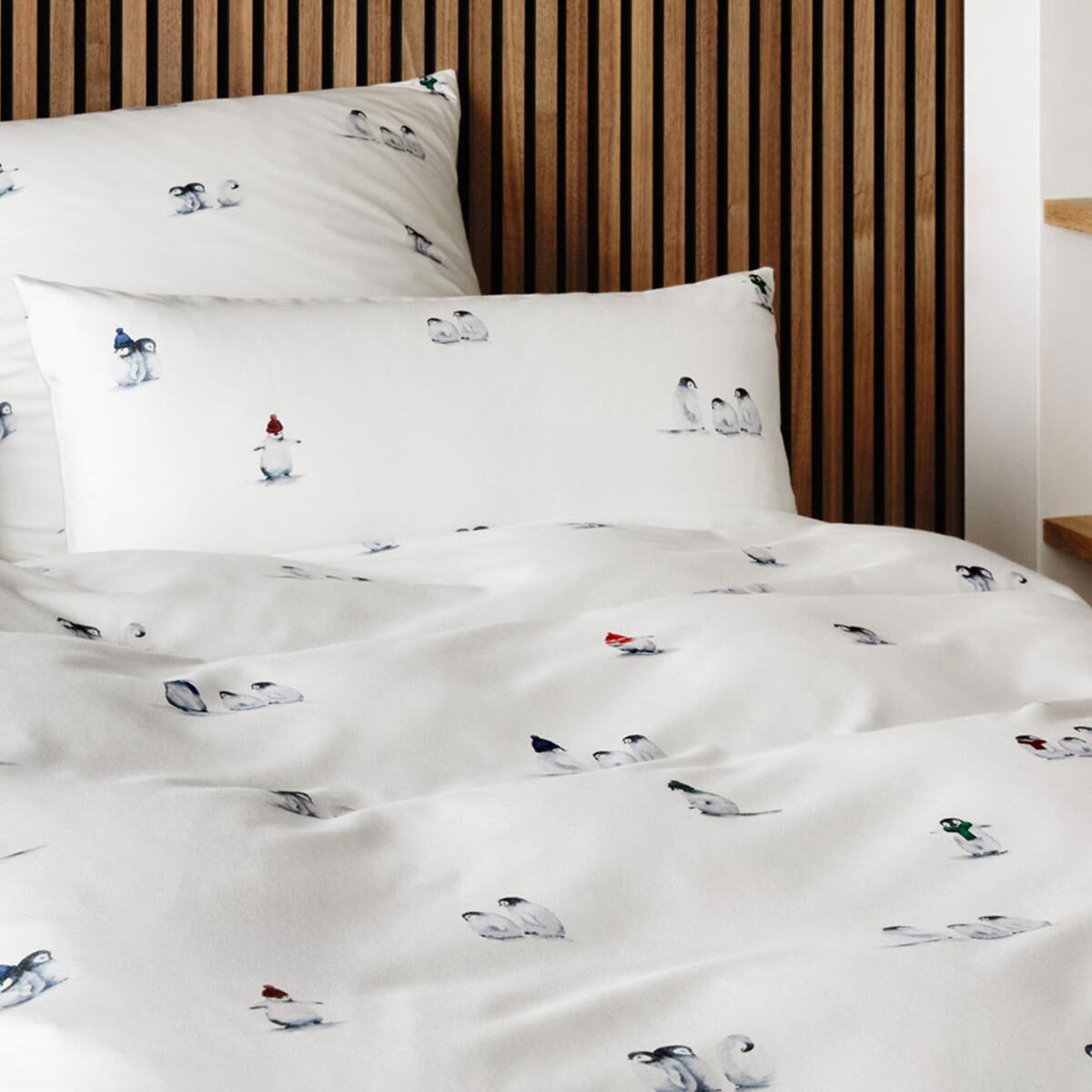 Elegante Bettwäsche Pinguin Party, Flanell, 2 günstig online kaufen