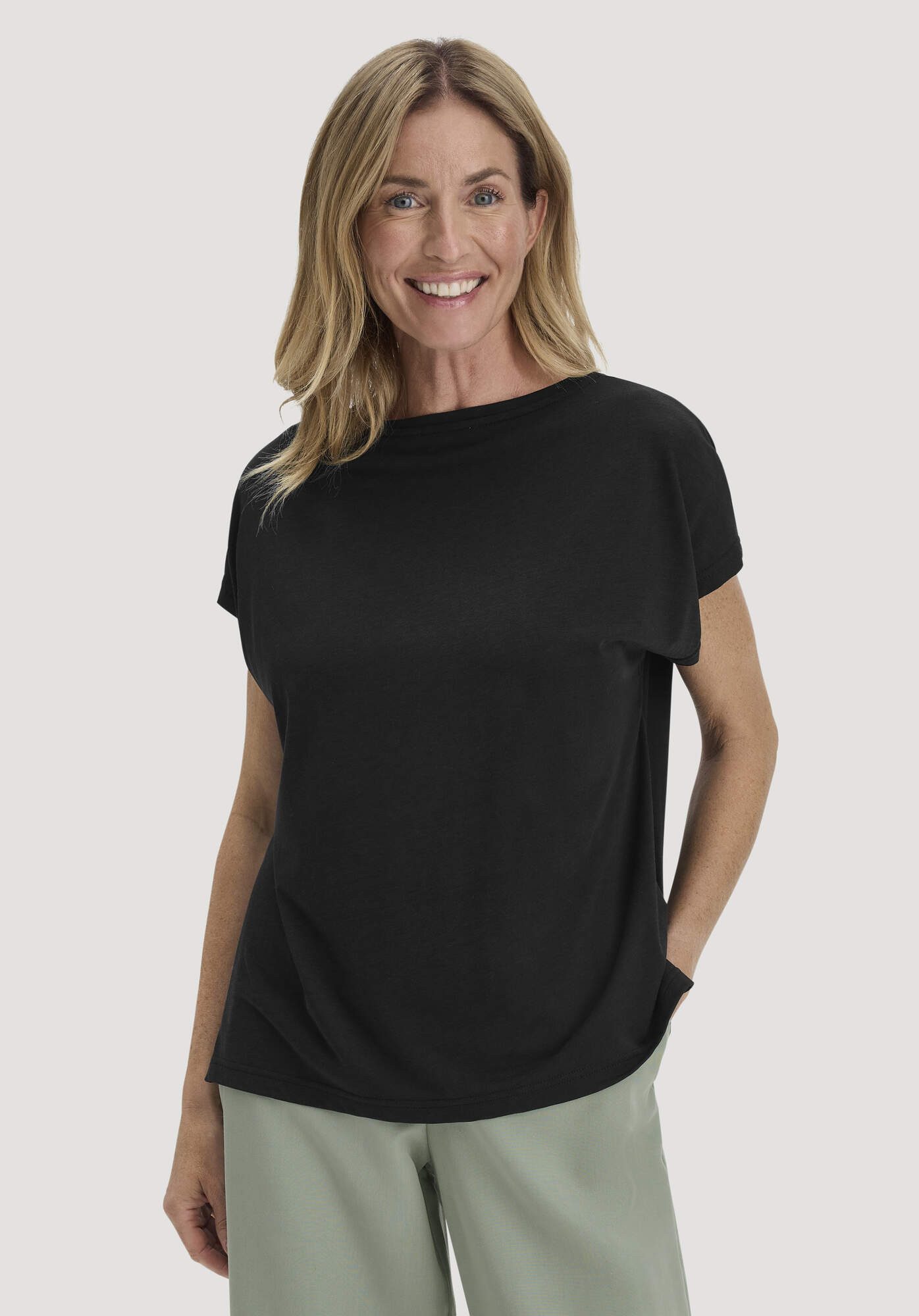 Hessnatur T-Shirt aus TENCEL™ Lyocell mit Bio-Baumwolle (1-tlg) günstig online kaufen