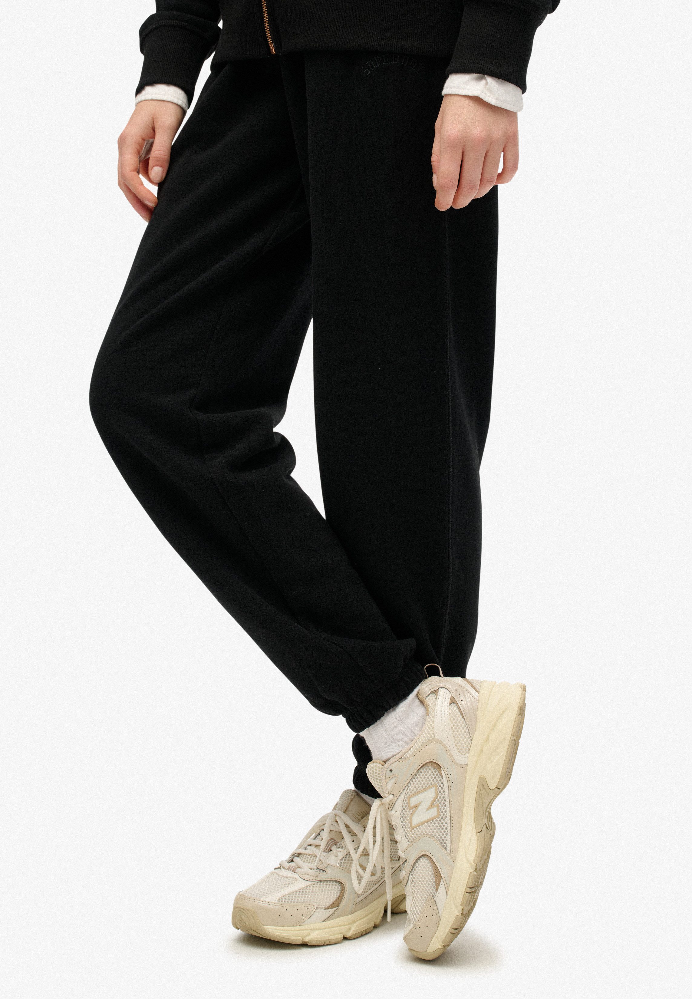 Superdry Sweathose ESSENTIAL LOGO JOGGER HB