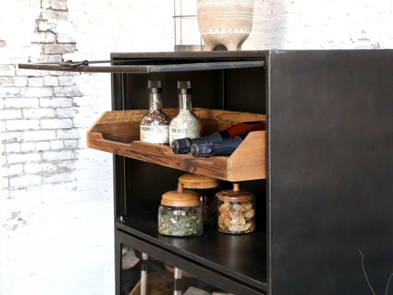 Chic Antique Vitrine Geschirrschrank Industrial Coventry Metall