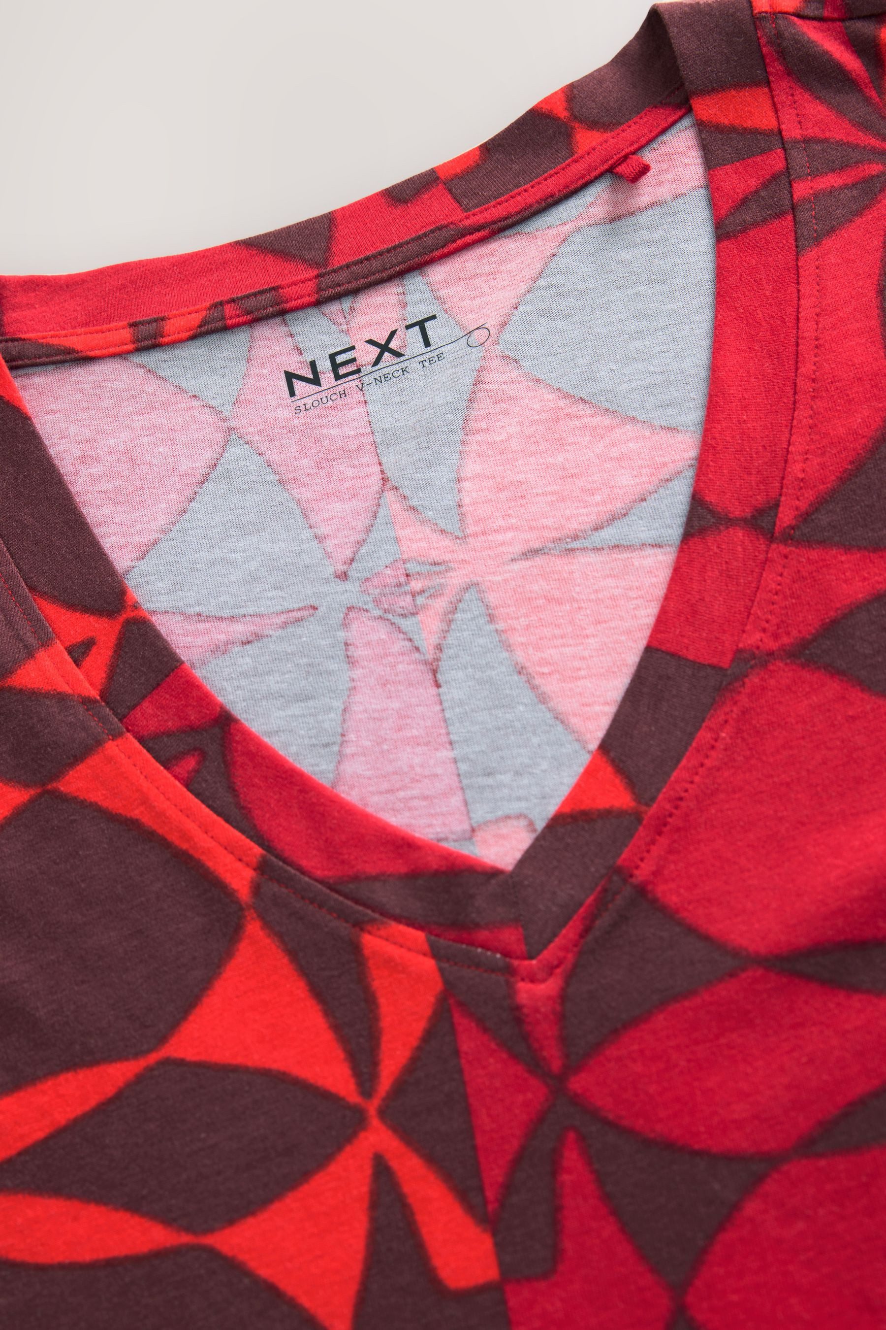 Next V-Shirt T-Shirt mit V-Ausschnitt aus Baumwolle und Modal (1-tlg) günstig online kaufen