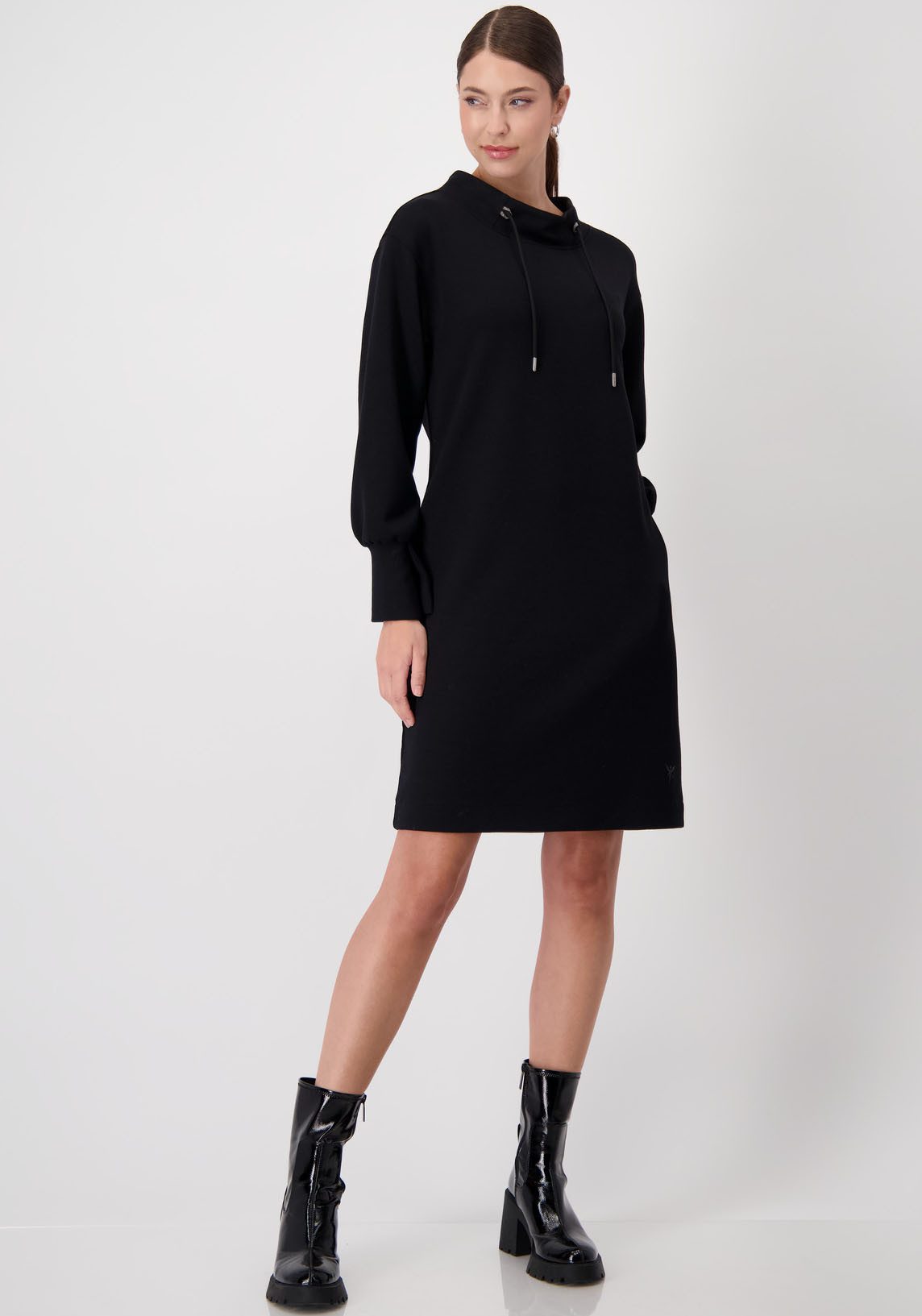 Monari Sweatkleid, mit Stehkragen und Kordelzug günstig online kaufen