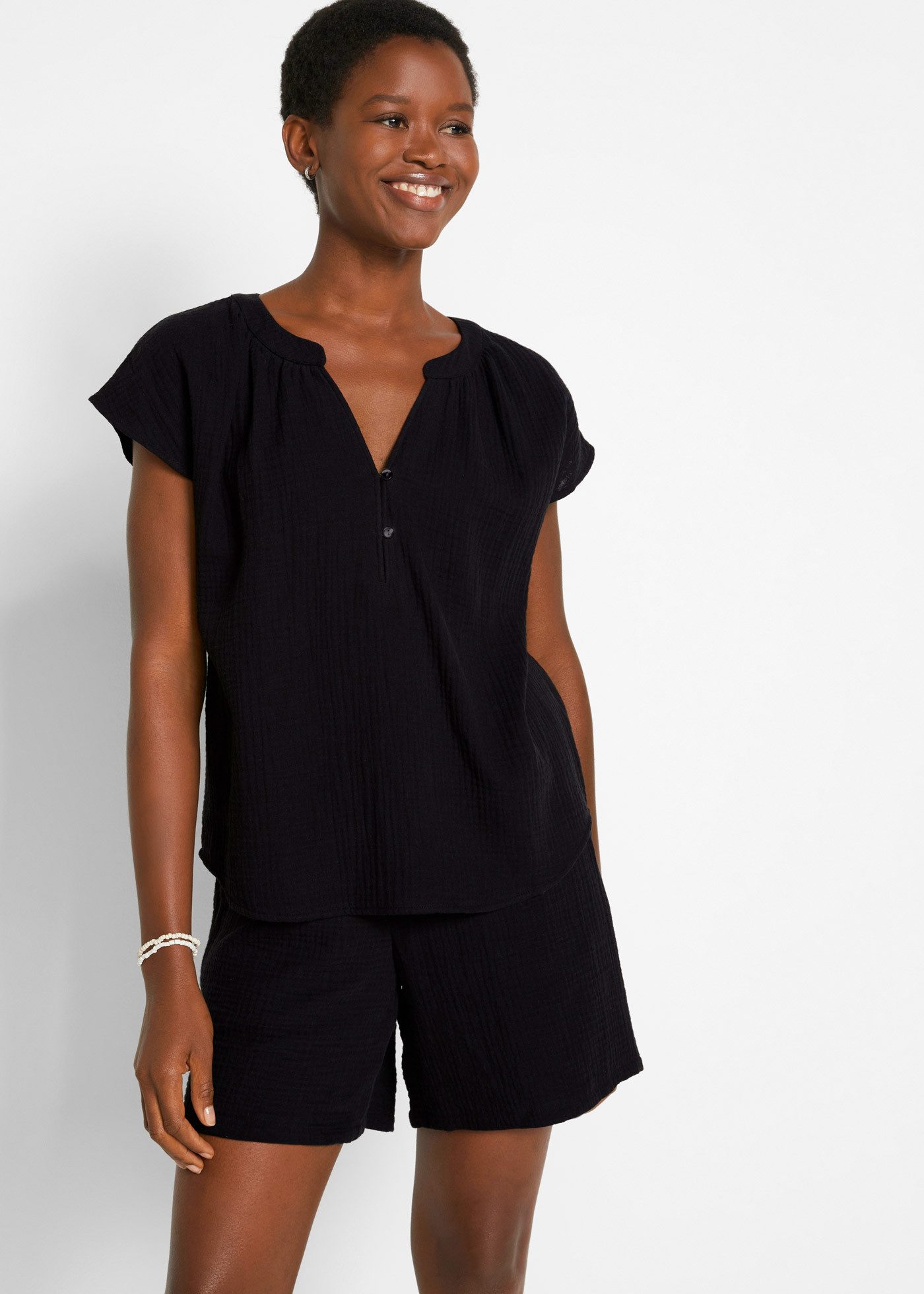 bonprix Shirtbluse Oversize-Passform, mit V-Ausschnitt, aus Baumwolle