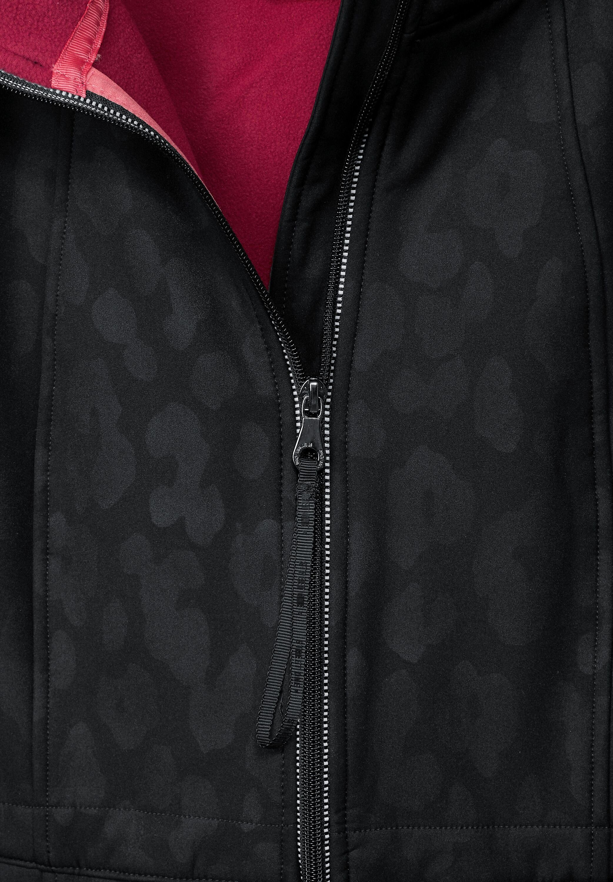 mit Reißverschluss-Detail Softshelljacke STREET Black ONE