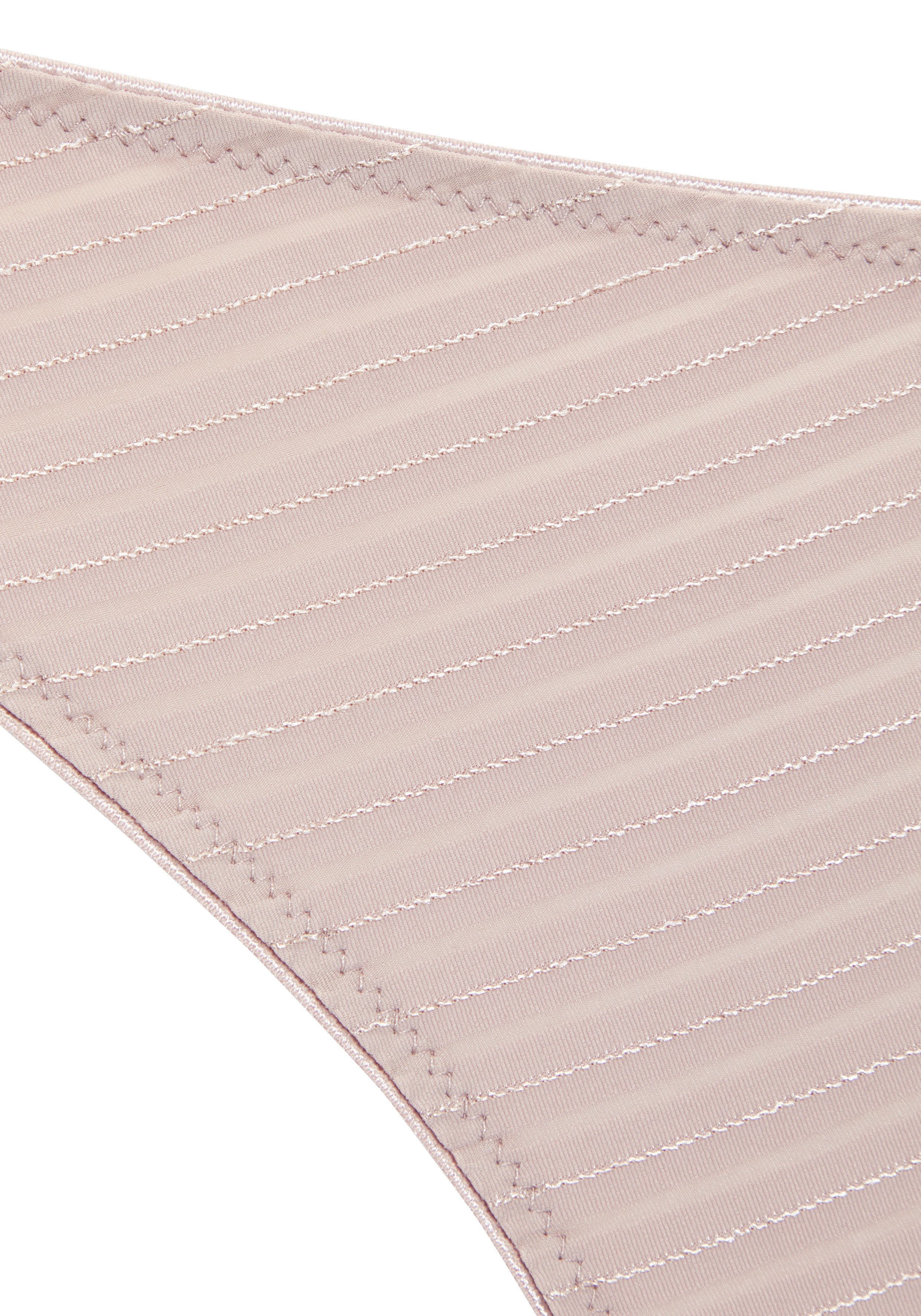 LASCANA Slip Carlotta aus weichem Microtouch mit filigranem Glanzfaden – Bild 4 von 5