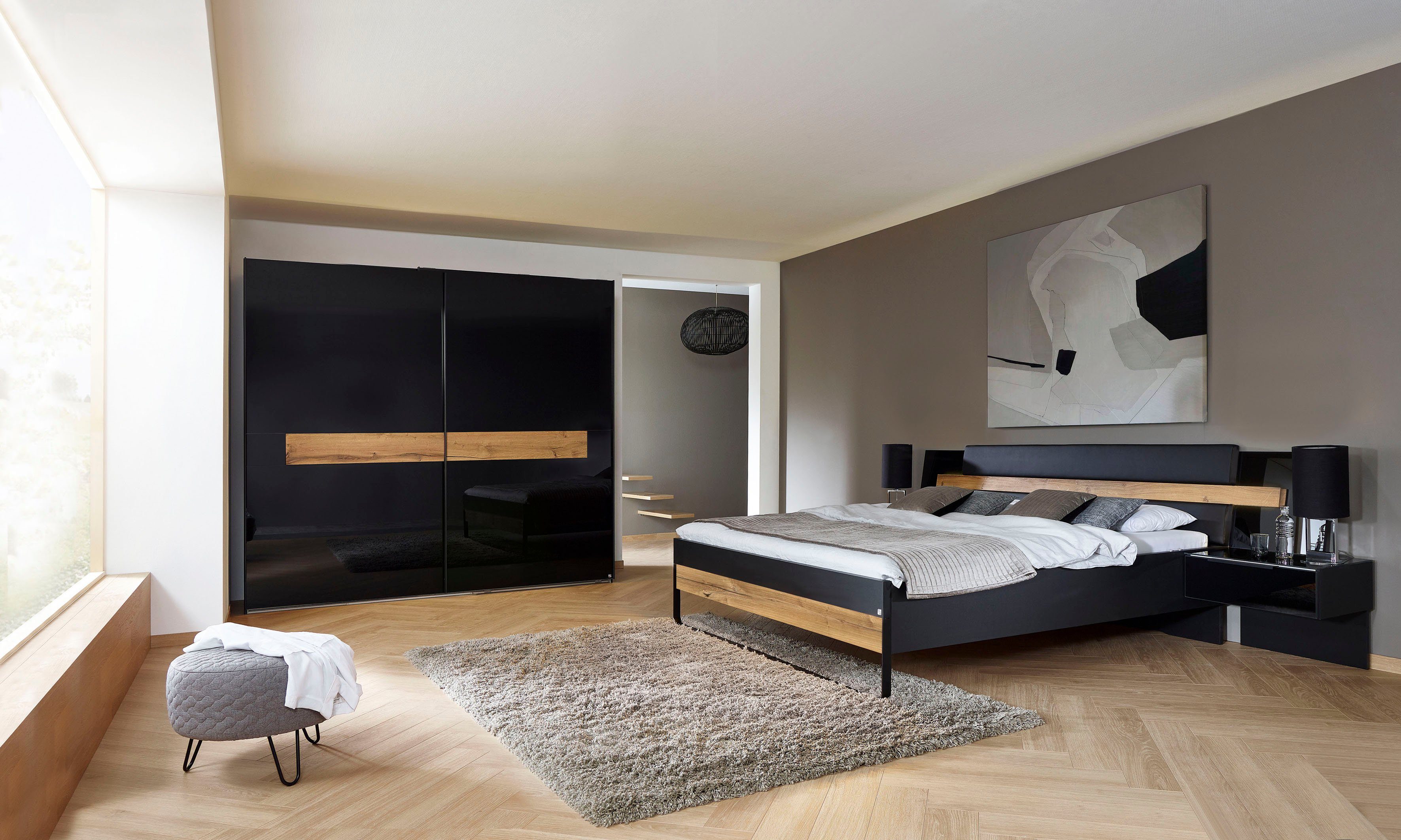 rauch BLACK Schlafzimmer-Set »Mayla«, (Set 6-tlg) Schrank, Bett 180x200 cm,  2 Hängenachttische und 2 Paneele online kaufen | OTTO