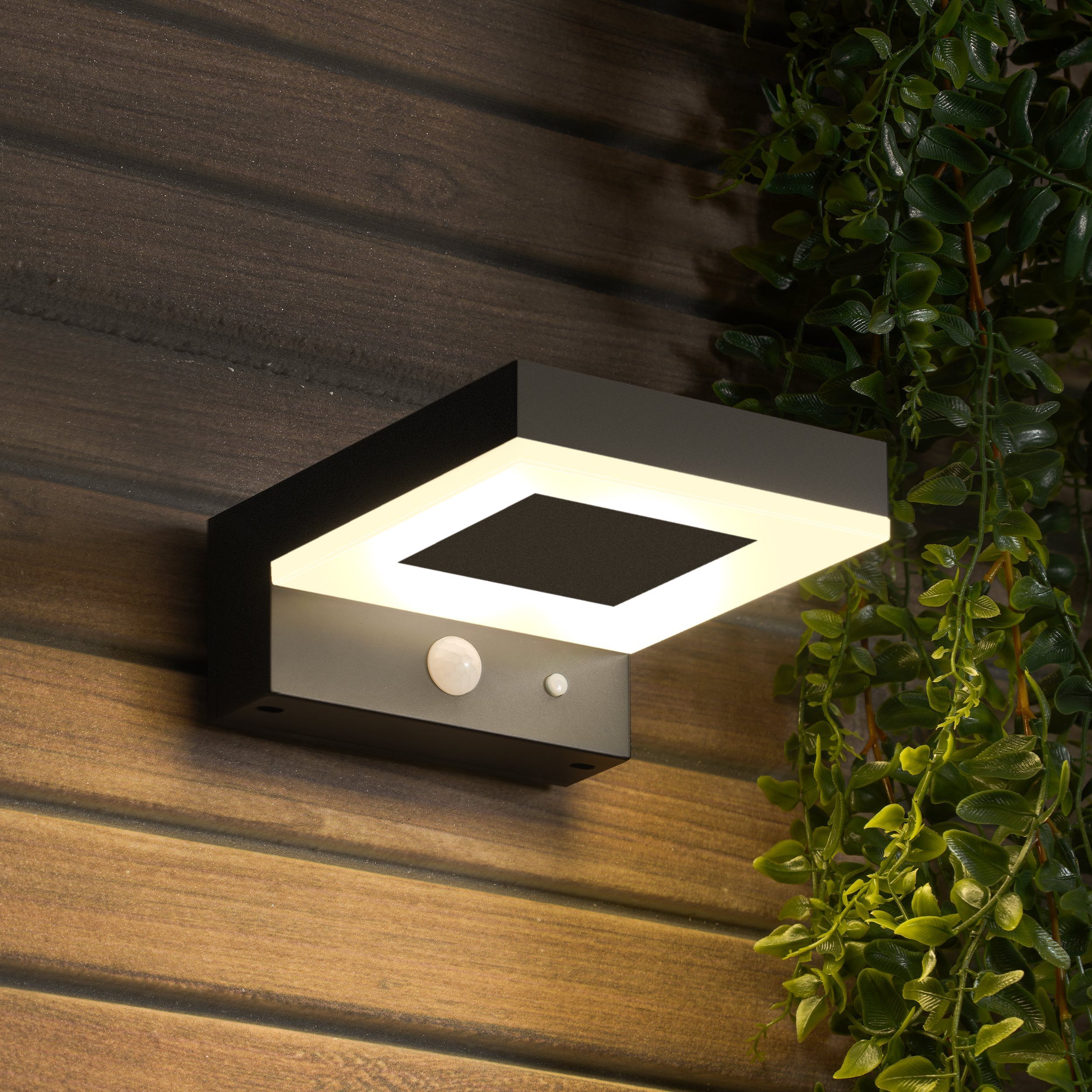 esotec Hausnummer Solar PIR Wandleuchte „Stella“