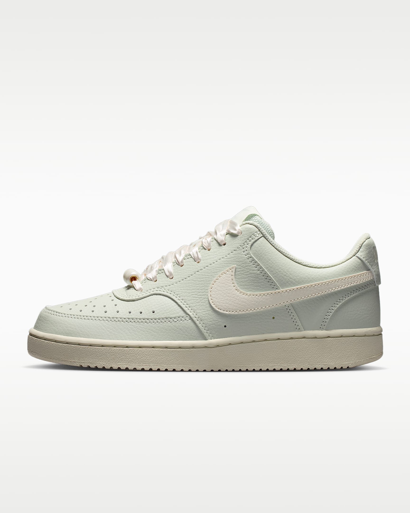 Nike Sportswear Nike Court Vision Low Sneaker inspiriert vom Design des Nike Air Force