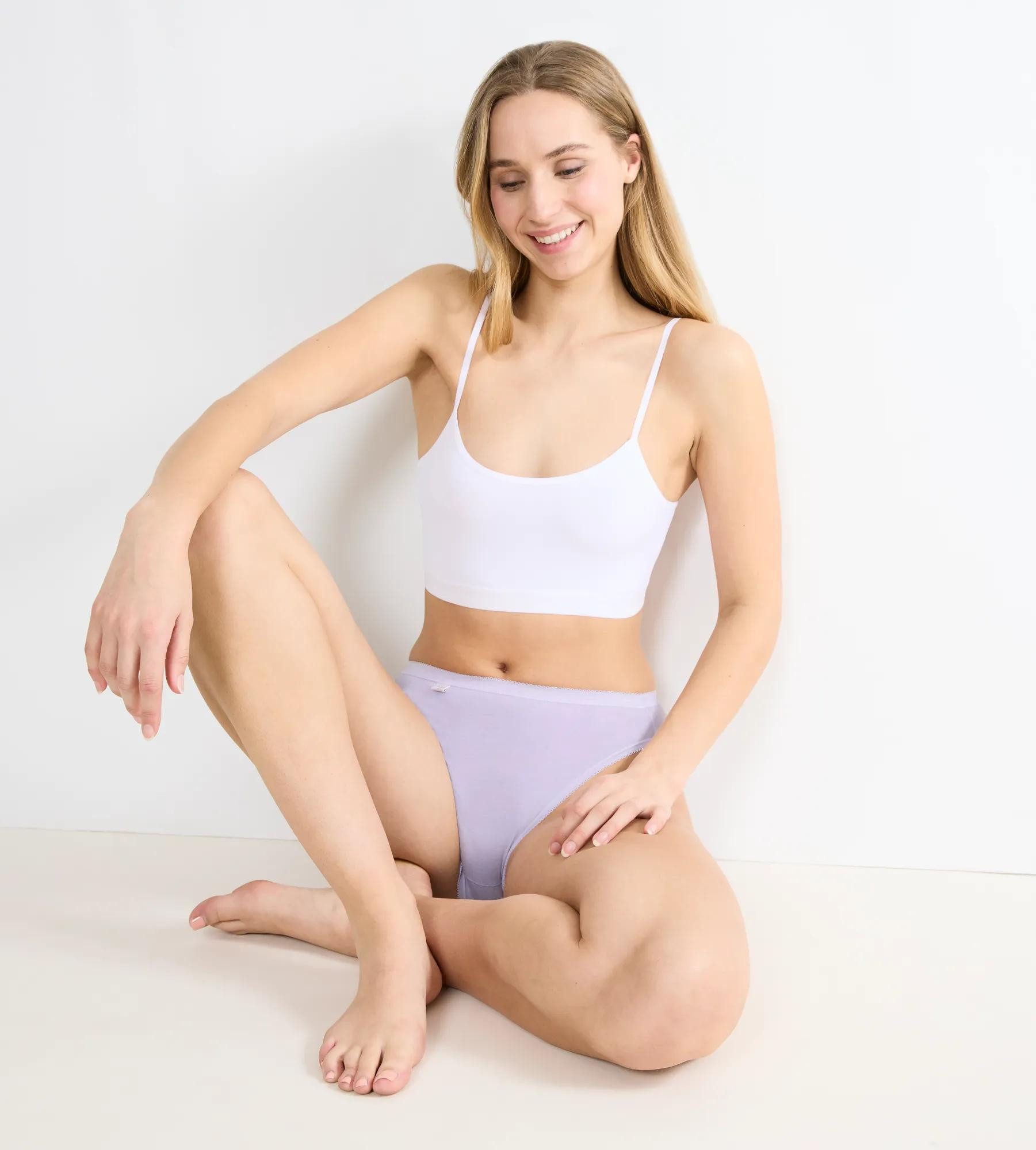 sloggi Taillenslip Basic+ Tai (3er Pack) mit hohem Beinausschnitt, Cotton-Mix, glatte Nähte