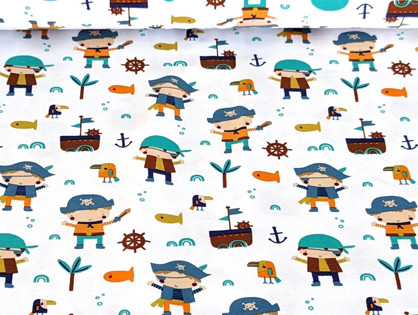 Thumbnail - Corileo Stoff Baumwolljersey Piratenkinder auf Schatzsuche Weiß Stoff Meterware