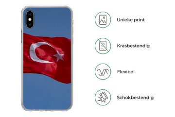 MuchoWow Handyhülle Eine türkische Flagge am blauen Himmel, Handyhülle Apple iPhone Xs, Smartphone-Bumper, Print, Handy