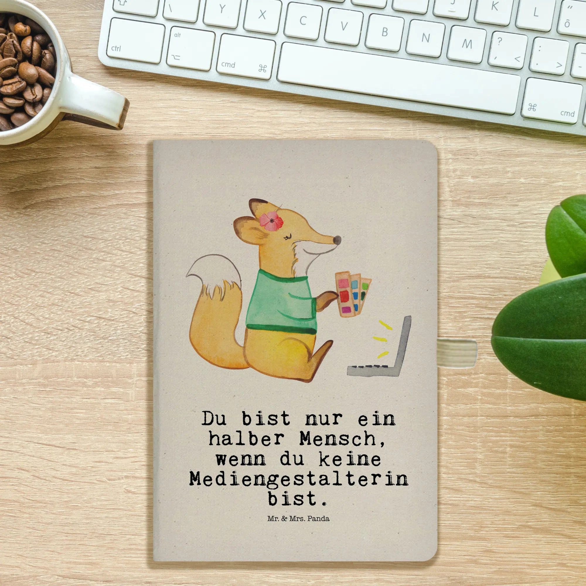 Thumbnail - Mr. & Mrs. Panda Notizbuch Mediengestalterin Herz - Transparent - Geschenk, Bullet Journal A5, A Mr. & Mrs. Panda, Umwel...