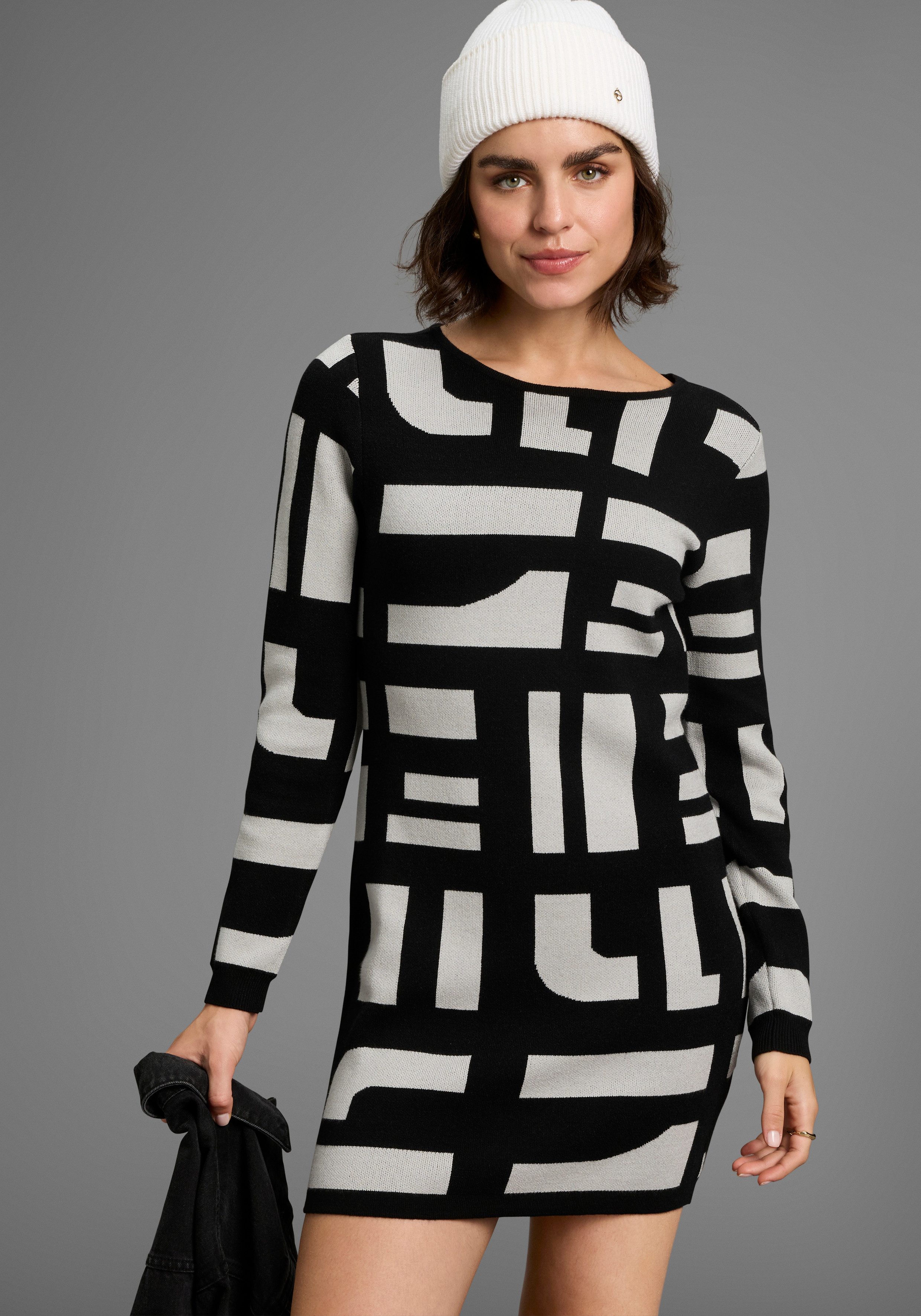 Boysen's Strickkleid aus modischem Jacquardstrick mit Rundhalsausschnitt günstig online kaufen